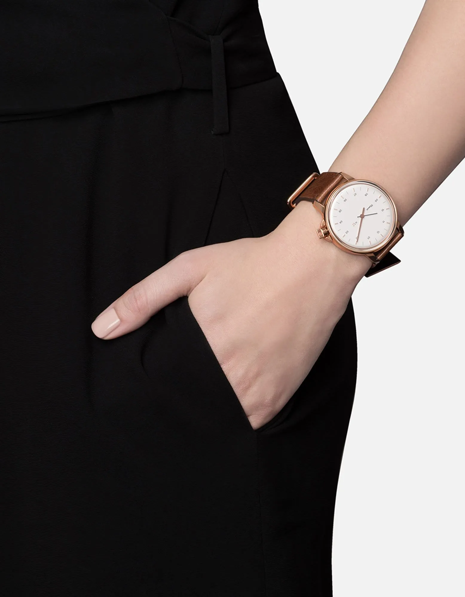 M12 Swiss Rose|White Vintage Cognac Leather