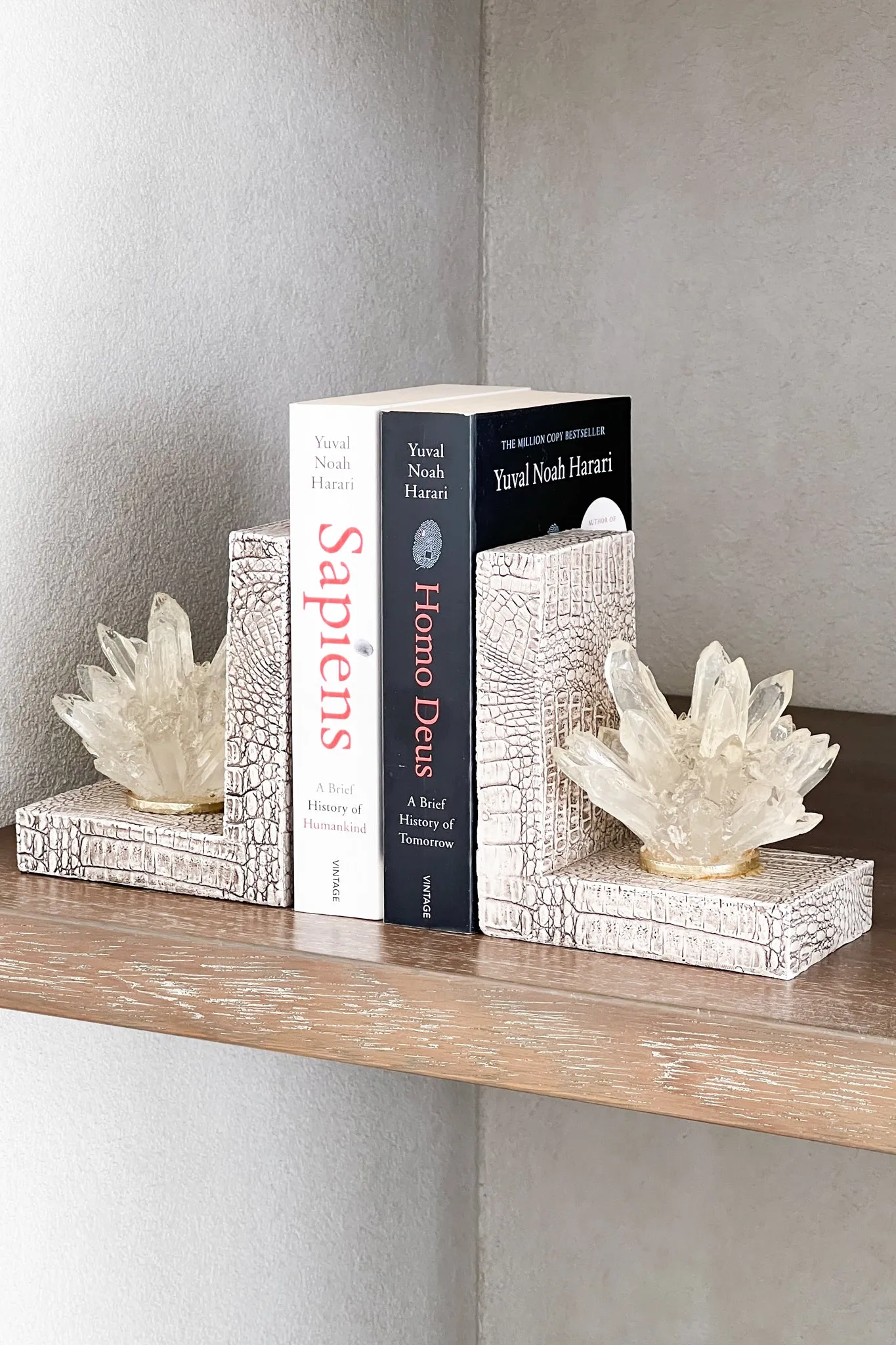 MAGPIE HOME Resin Quartz Crystal Bookends