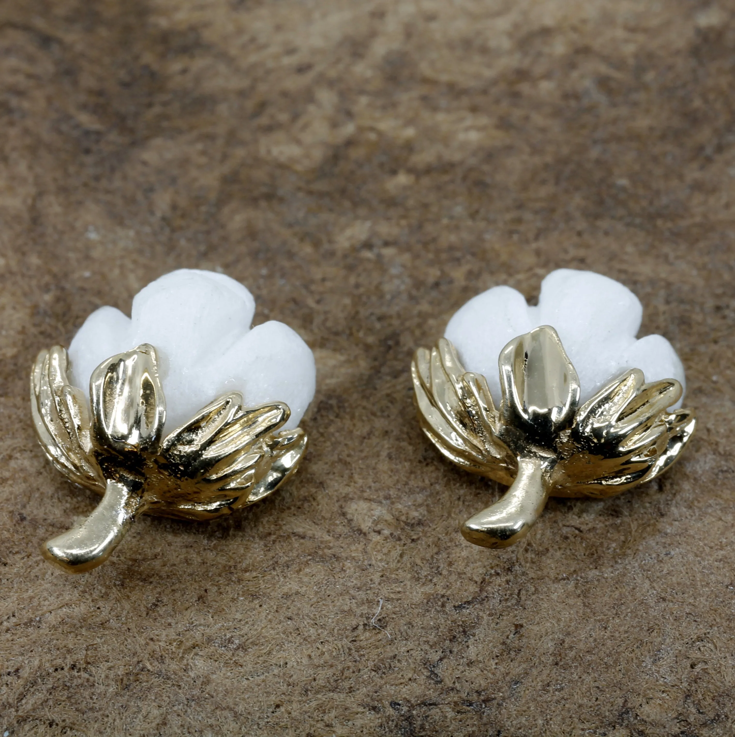 Matching Set of Cotton Boll Necklace And Dangle Earrings in 14kt Yellow Gold