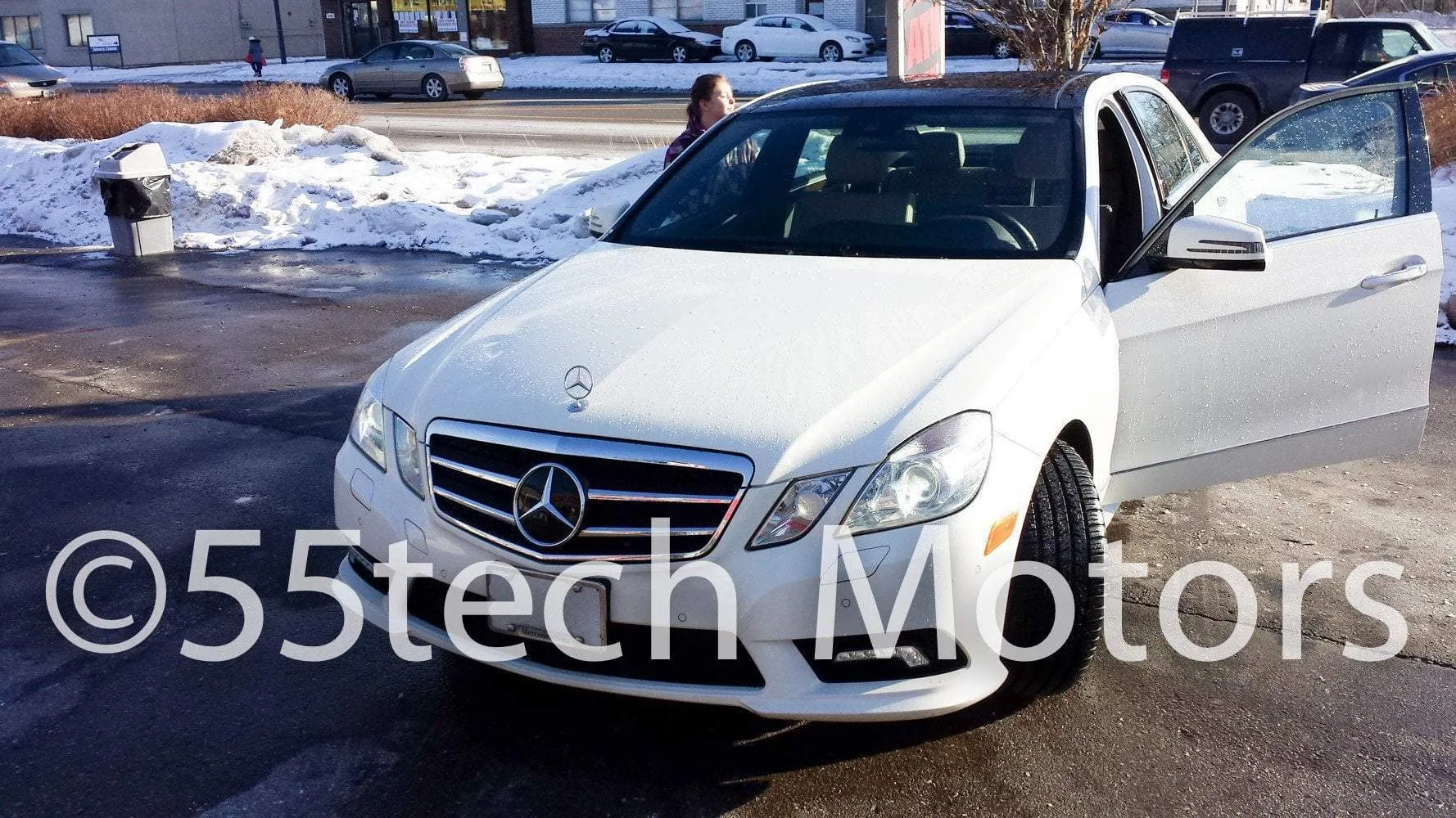 Mercedes Benz W212 E-Class Grille 2 Fin with LED Illuminated Star