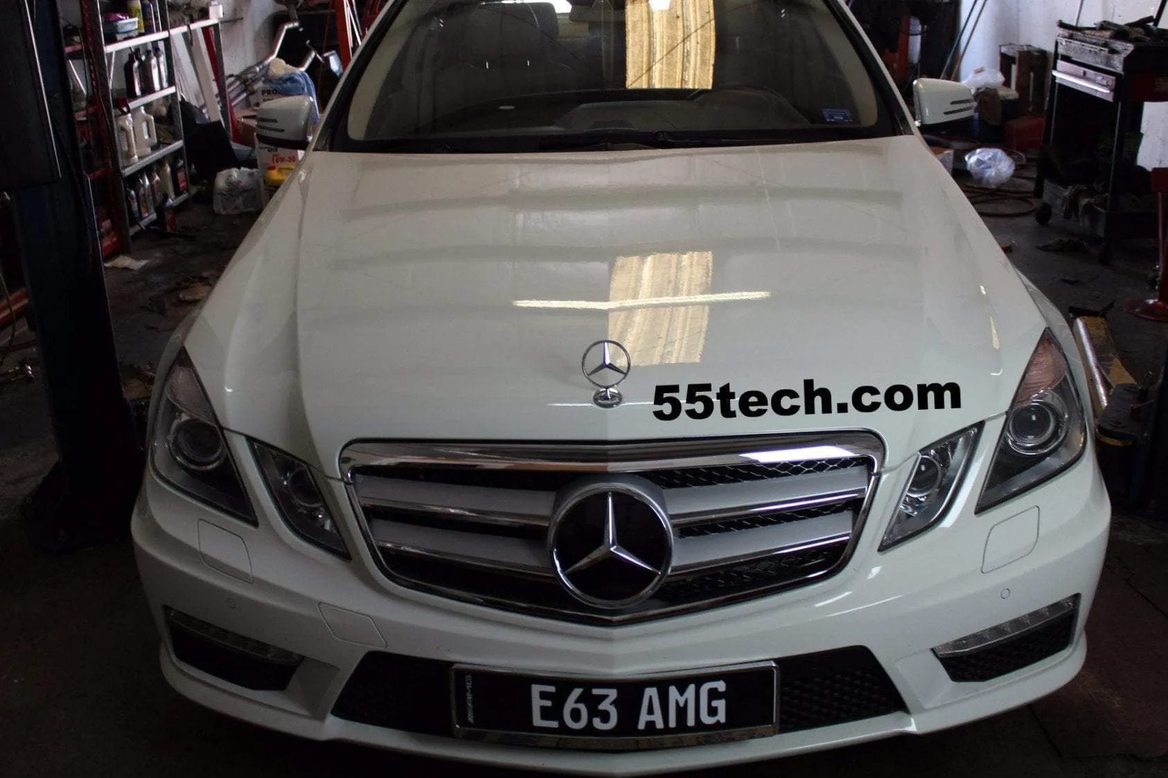 Mercedes Benz W212 E-Class Grille 2 Fin with LED Illuminated Star