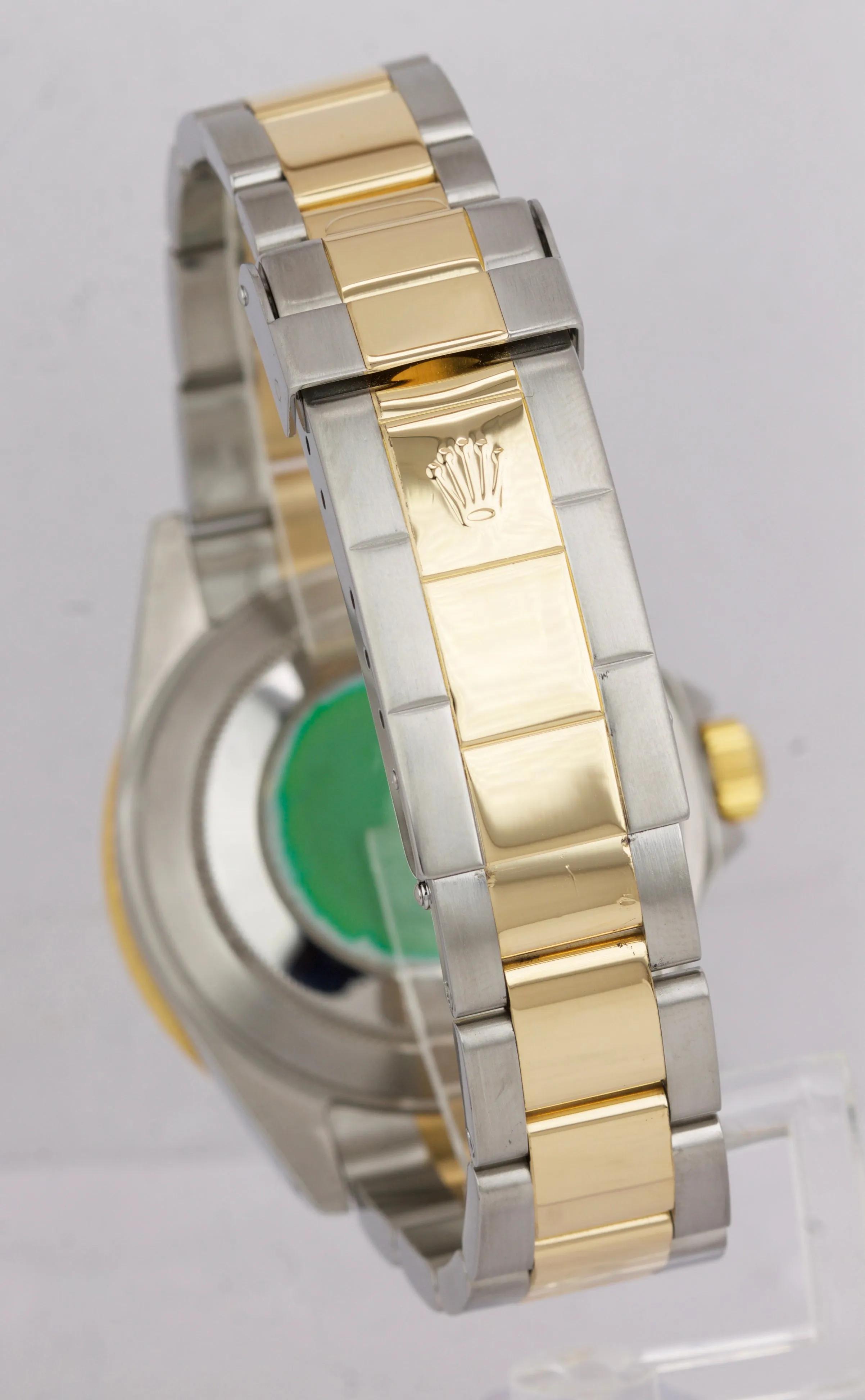 MINT 2002 Rolex Submariner 16613 Two-Tone Stainless Black Dive 40mm Watch SEL