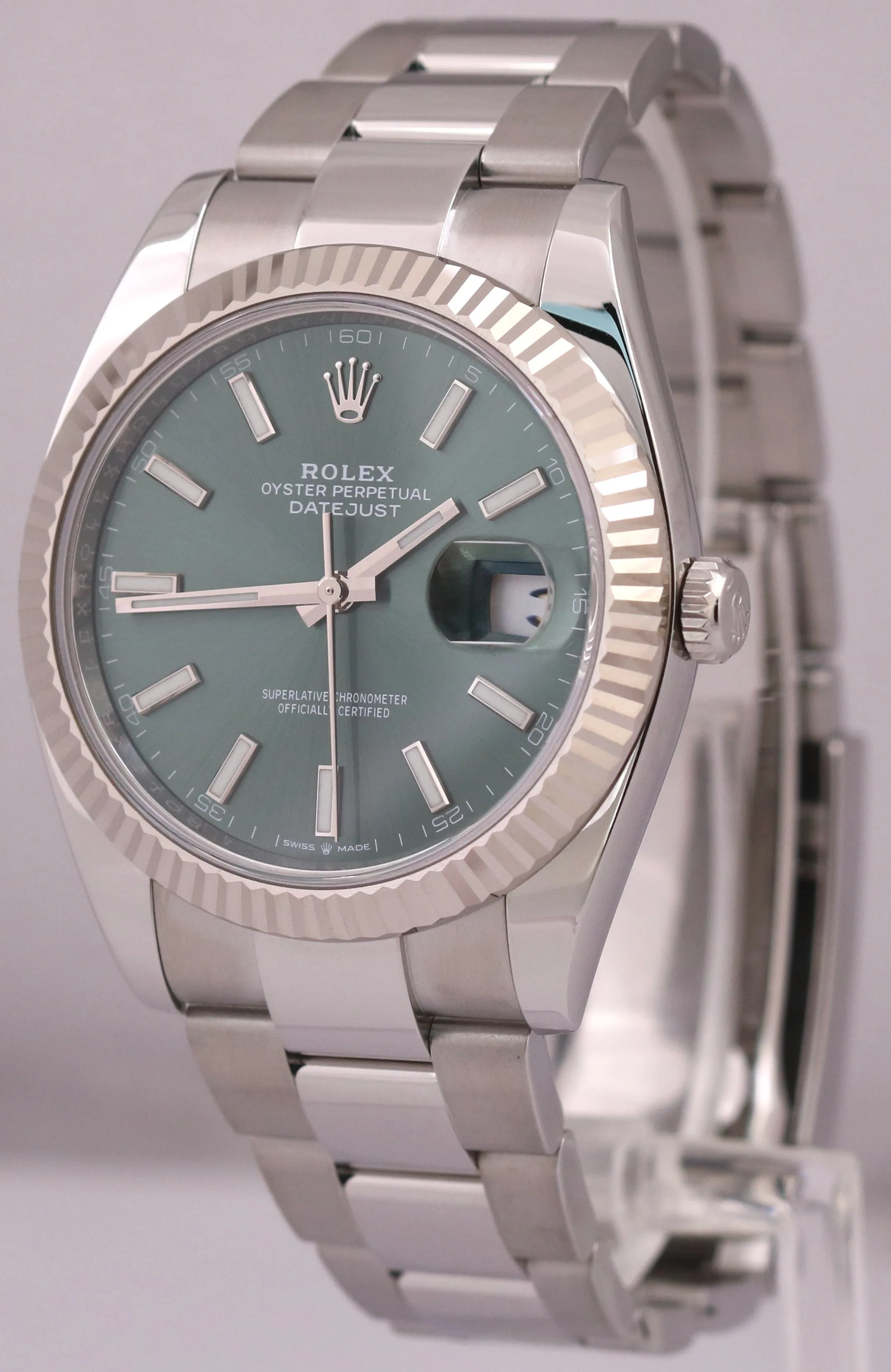 MINT 2024 PAPERS Rolex DateJust 41mm MINT GREEN 18K Oyster Fluted 126334 BOX