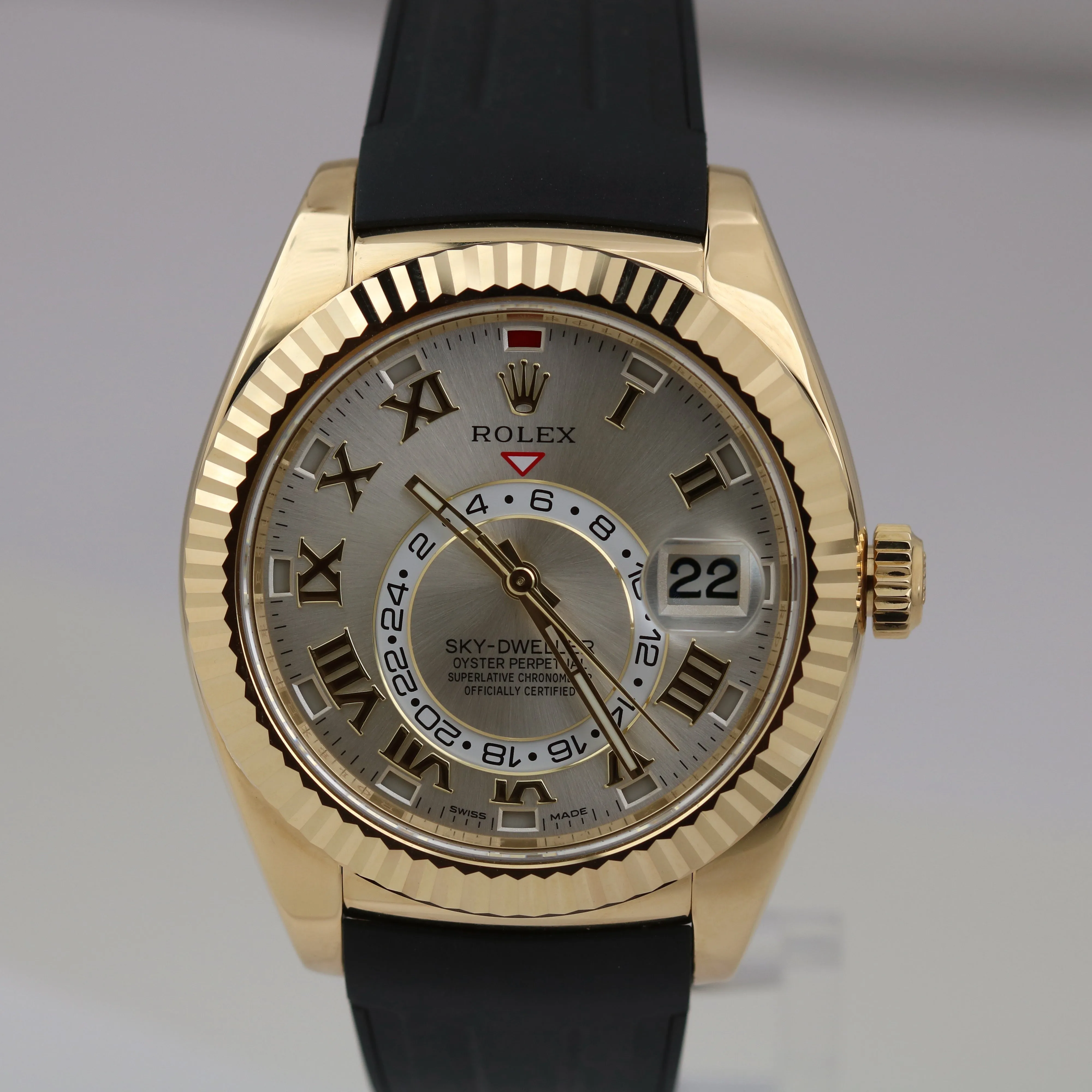 MINT PAPERS Rolex Sky-Dweller 42mm 18K Yellow Gold SILVER ROMAN 326138 Watch BOX