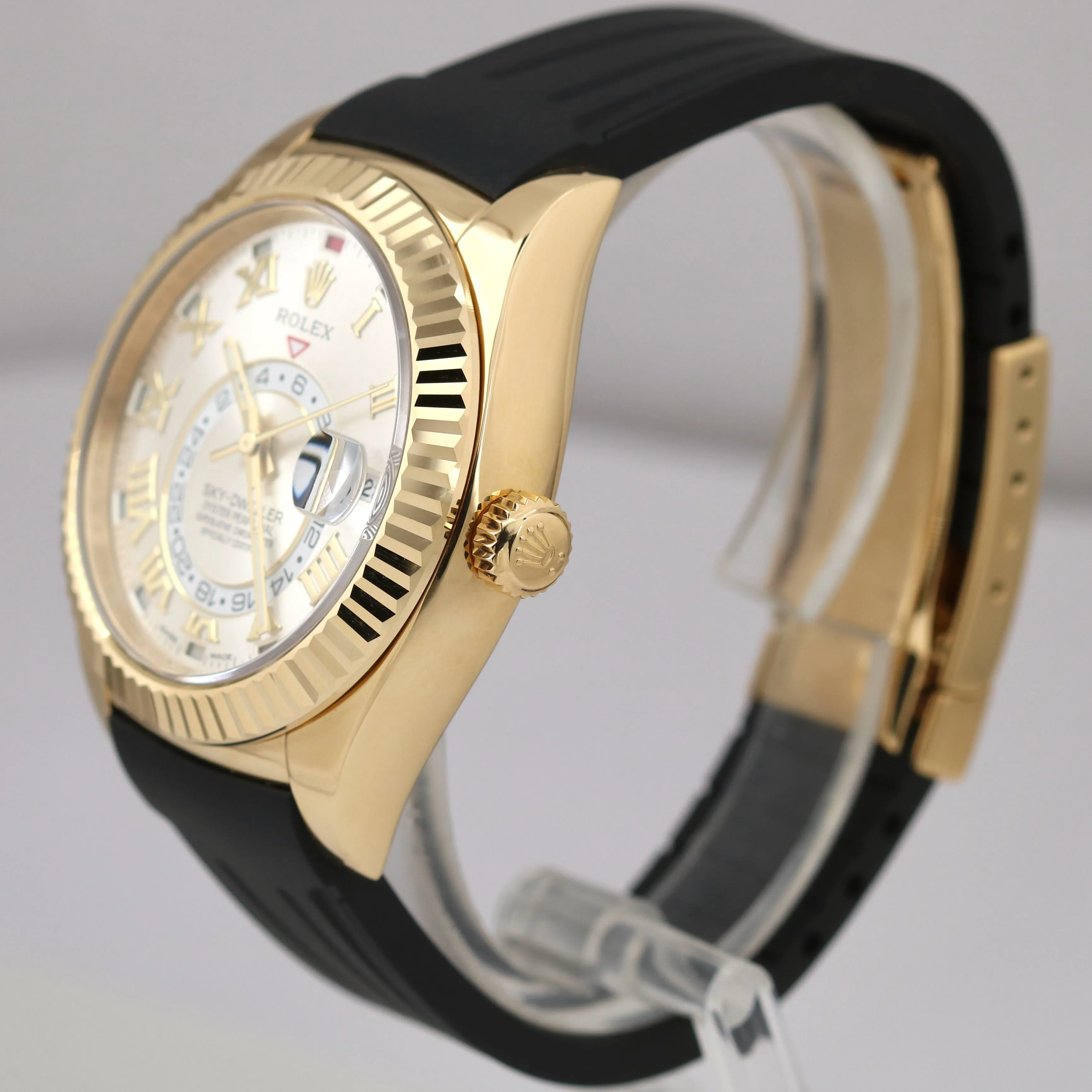 MINT PAPERS Rolex Sky-Dweller 42mm 18K Yellow Gold SILVER ROMAN 326138 Watch BOX