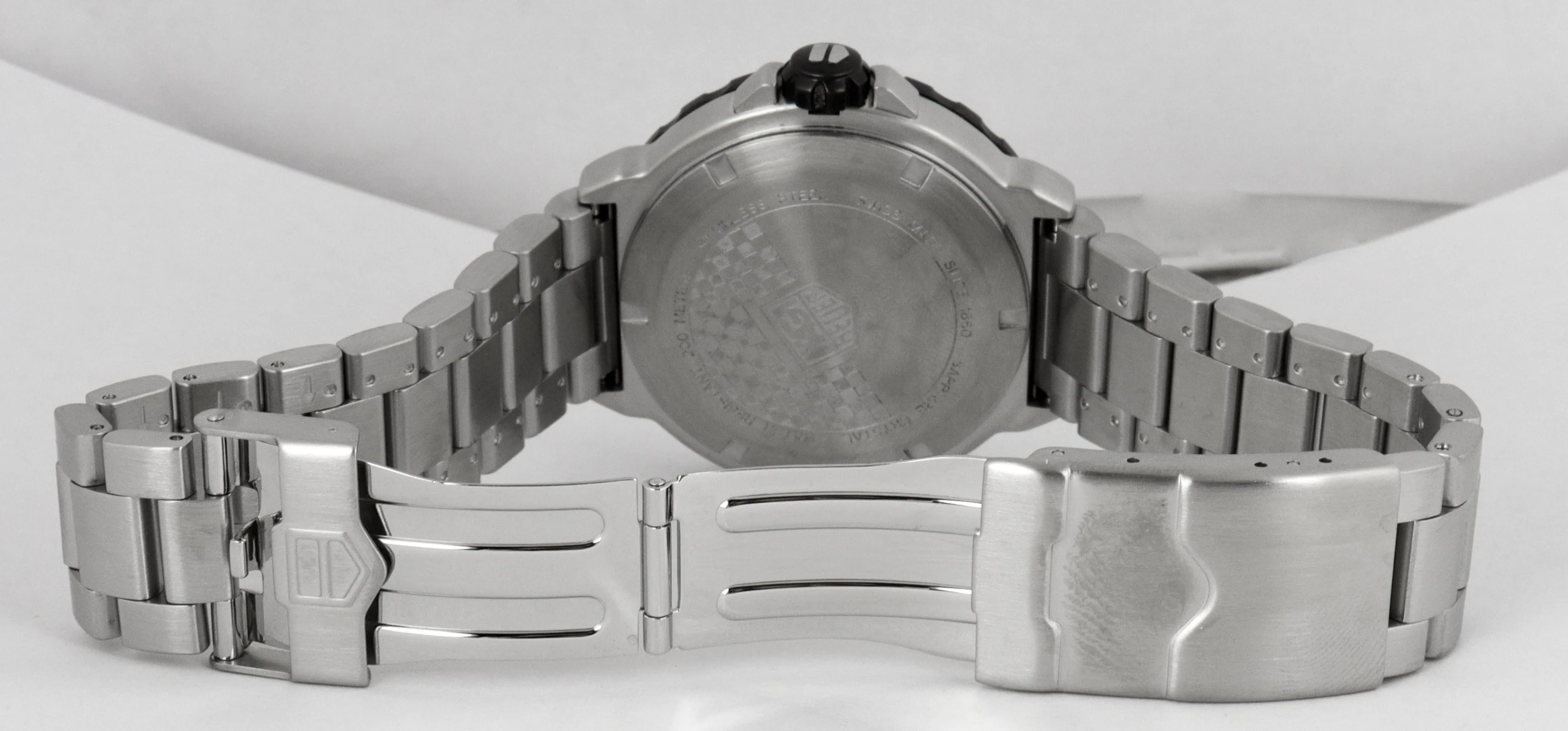 MINT Tag Heuer Formula 1 Grande Date WAU1111 42mm Chrono Stainless White Watch