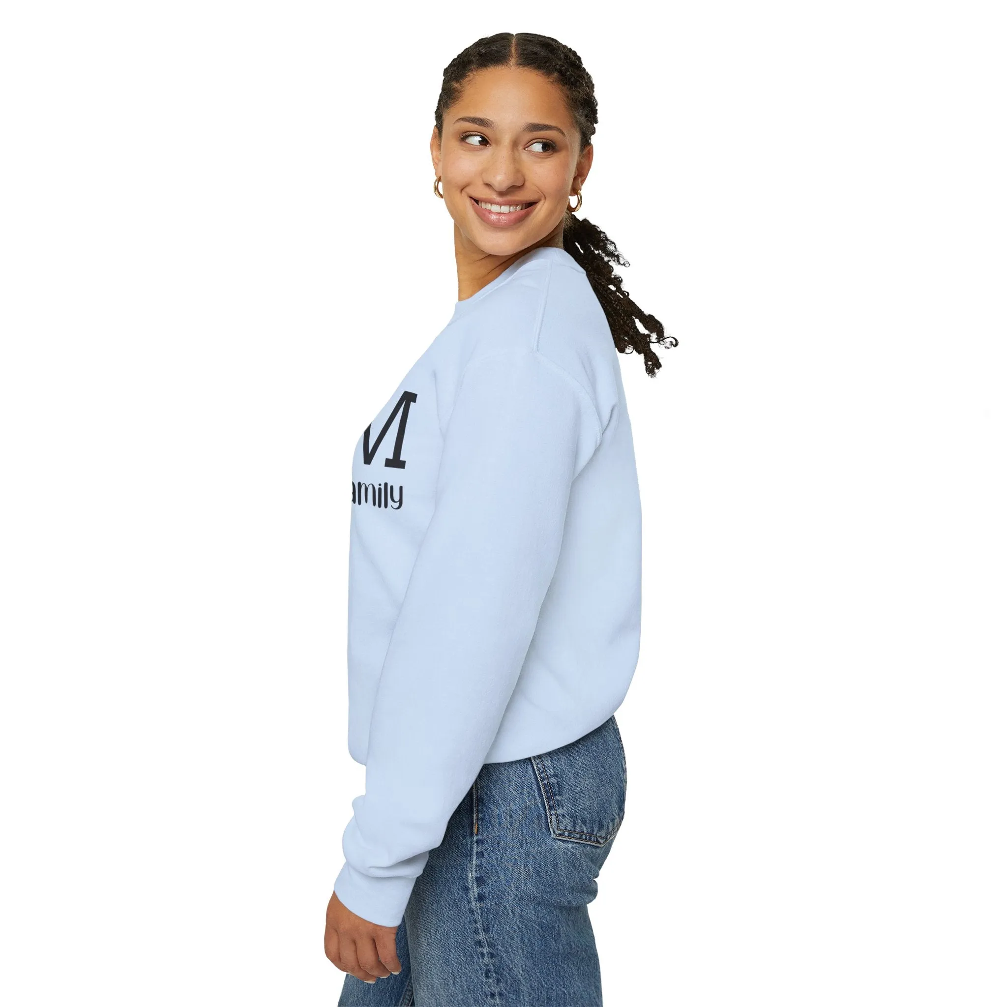 Mom The Heart of The Family Unisex Heavy Blend™ Crewneck Sweatshirt