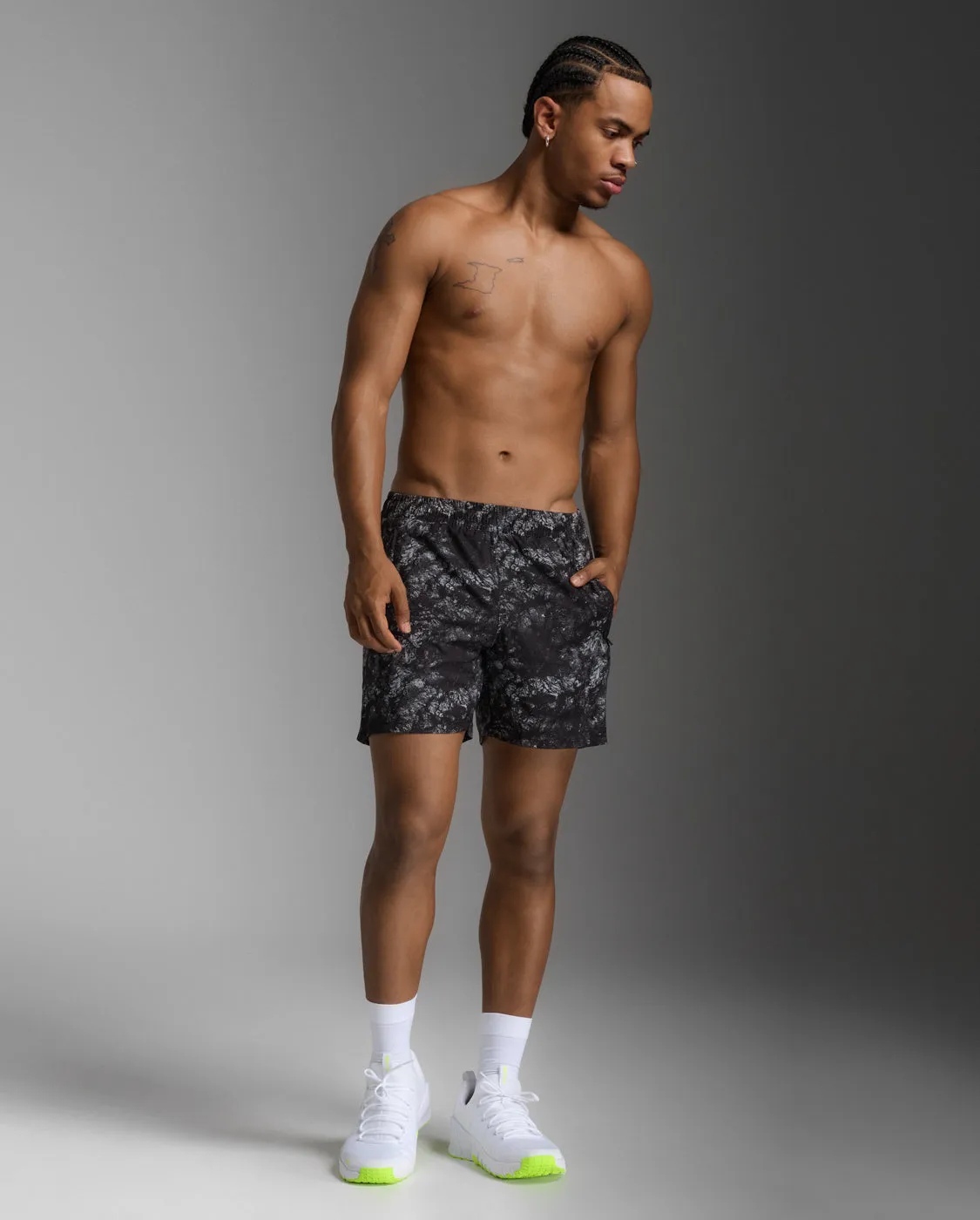 Motion 5.5 Inch Shorts