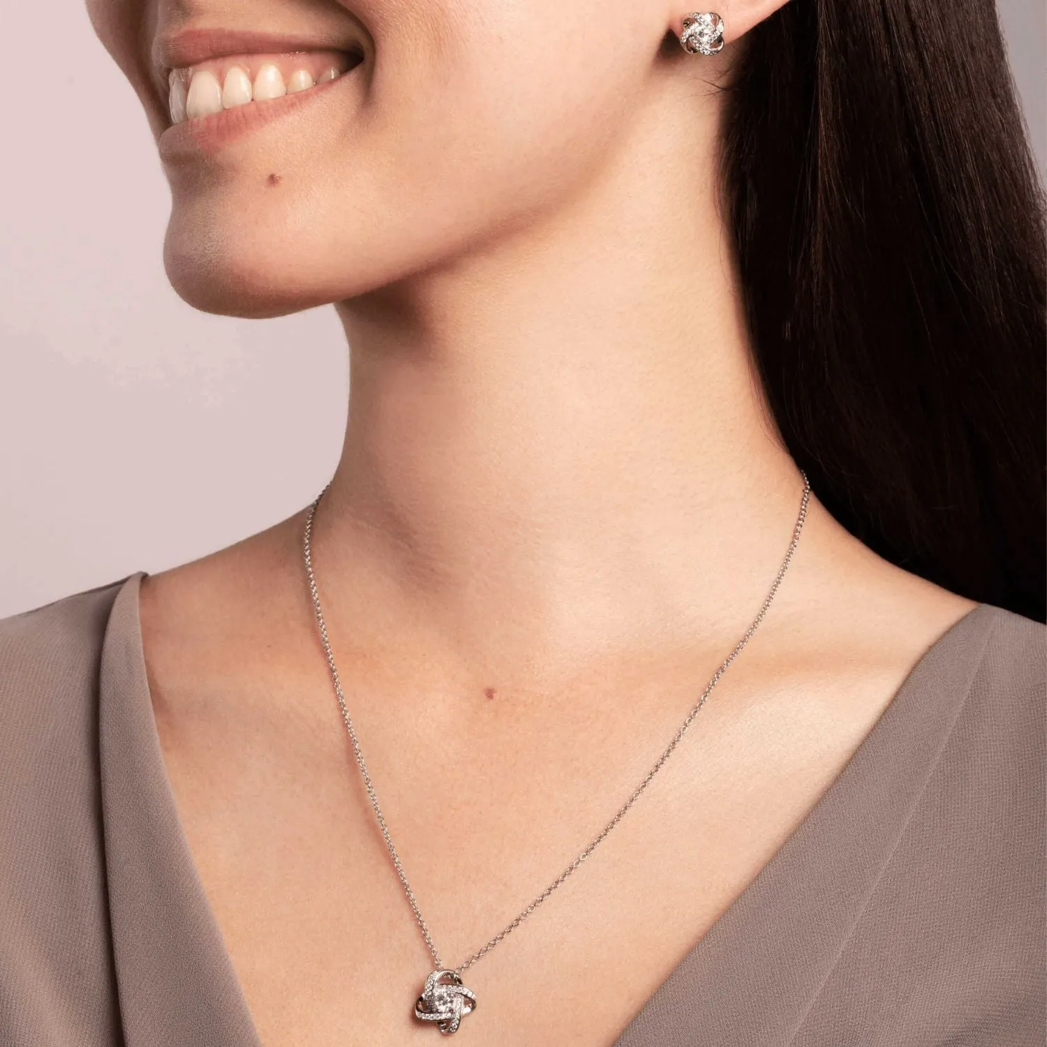 My Beautiful Granddaughter's Love Knot Necklace - GD11