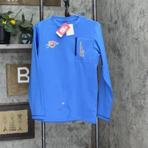 NBA Oklahoma City Thunder Men's Crew Neck Sport Fleece Sweatshirt Light Blue S