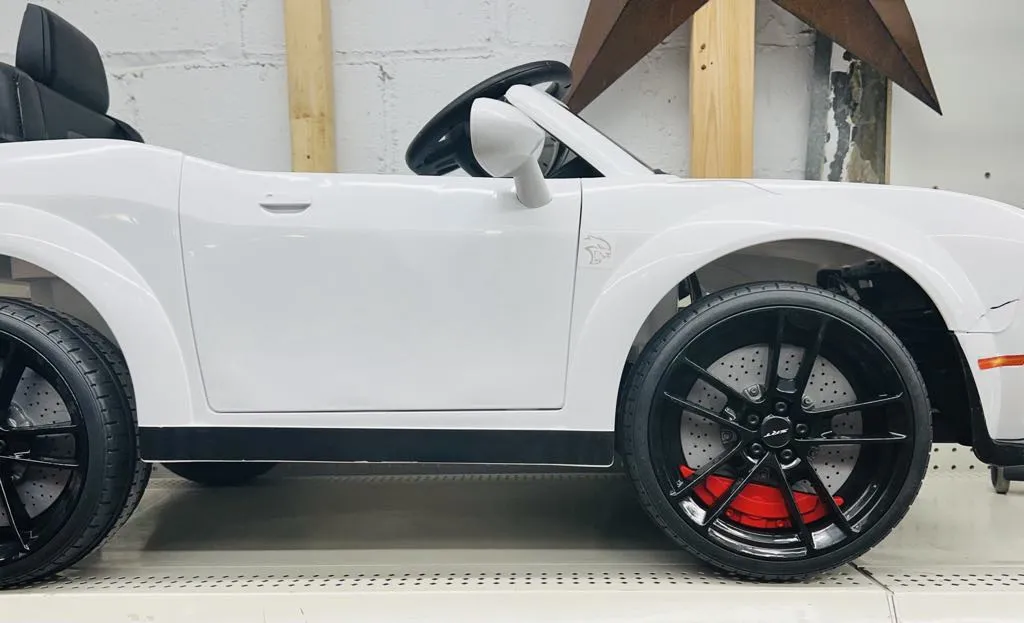 New Assembled, Track 7 Kids Ride on Car, Licensed Dodge Challenger SRT 12V Electric Car for Kids Age 3 , Remote Control, Music, White NOTE: small crack in front right fender shown in pics, was store display!