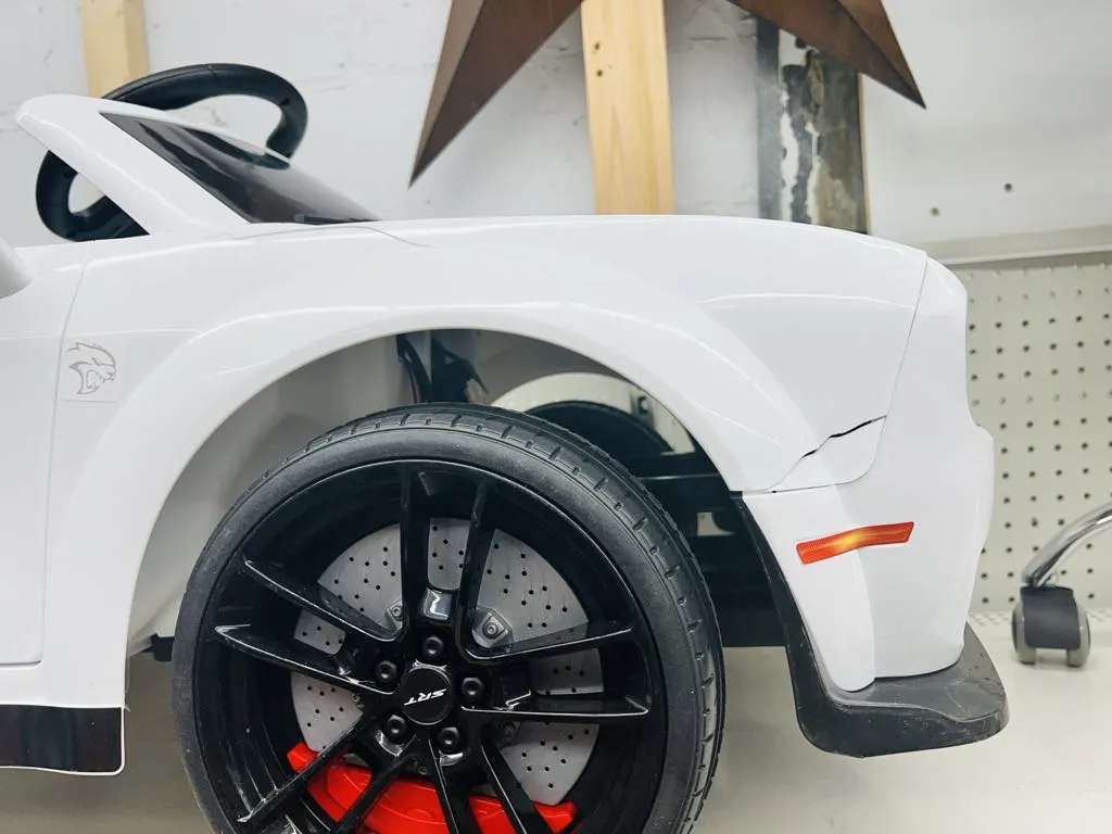 New Assembled, Track 7 Kids Ride on Car, Licensed Dodge Challenger SRT 12V Electric Car for Kids Age 3 , Remote Control, Music, White NOTE: small crack in front right fender shown in pics, was store display!
