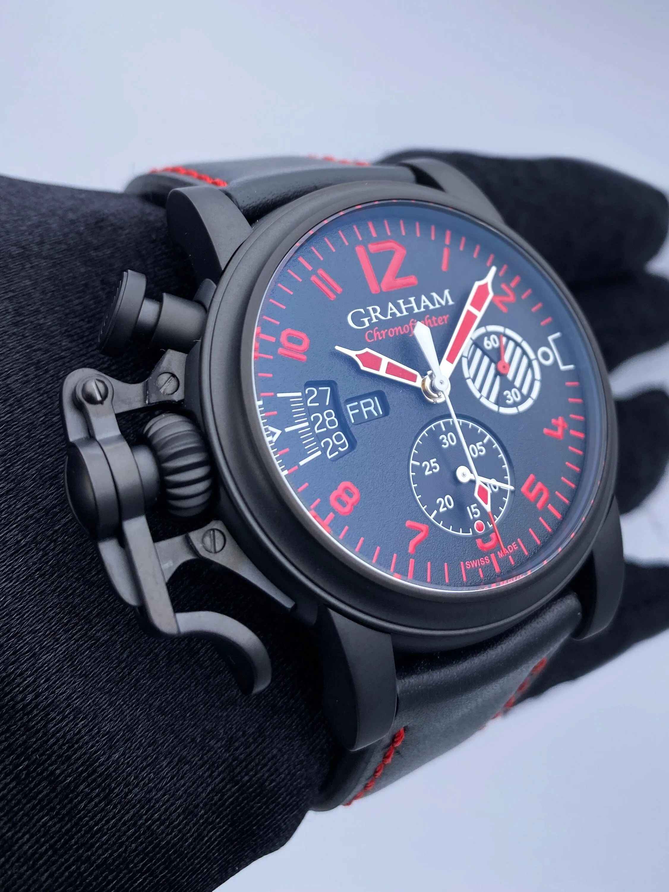 New Graham Chronofighter Vintage Aviator "DLC Red Limited Edition" Watch Box Papers
