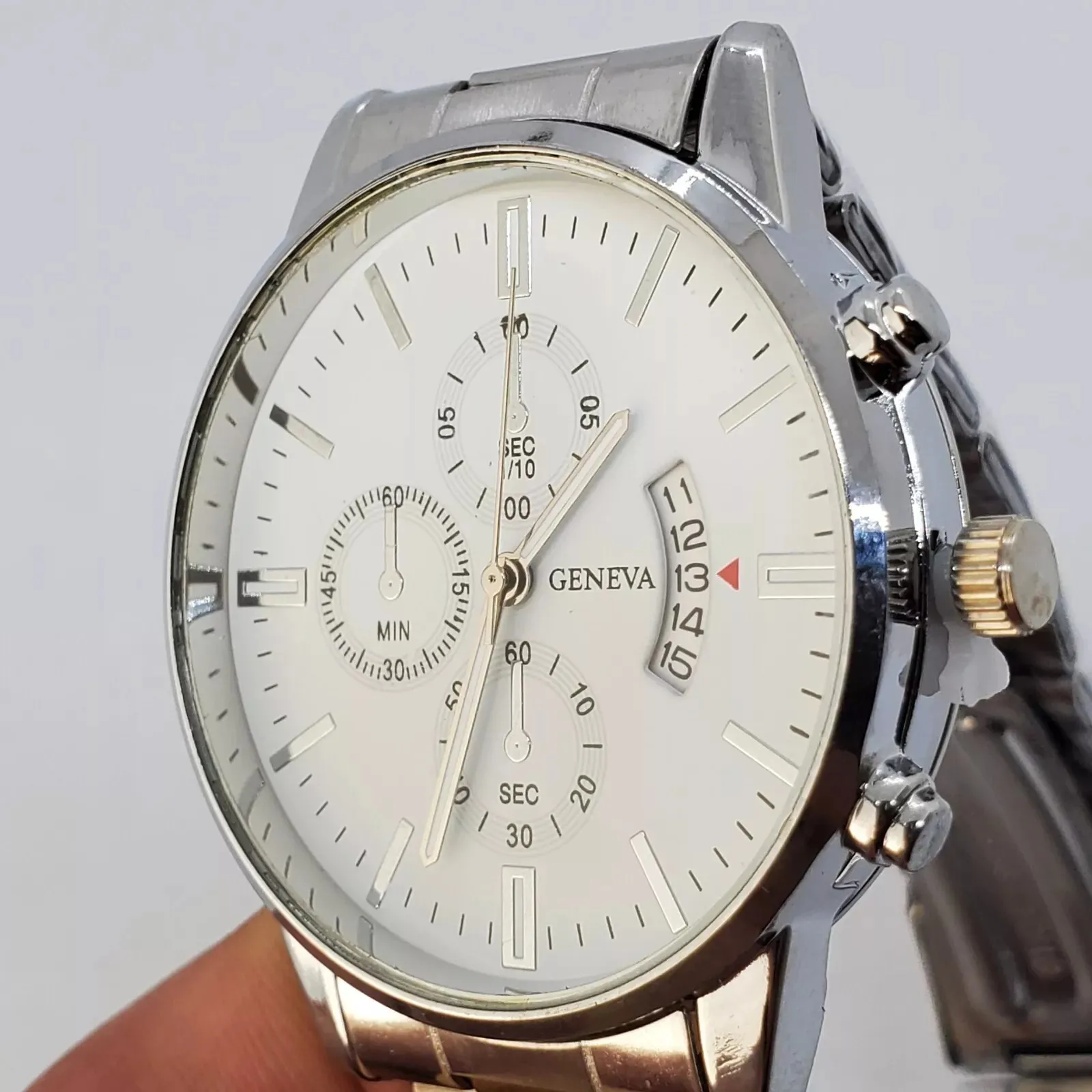 NEW Men's Watch 42MM White Dial Date Indicator Gray Bracelet Analog 7" Wrist