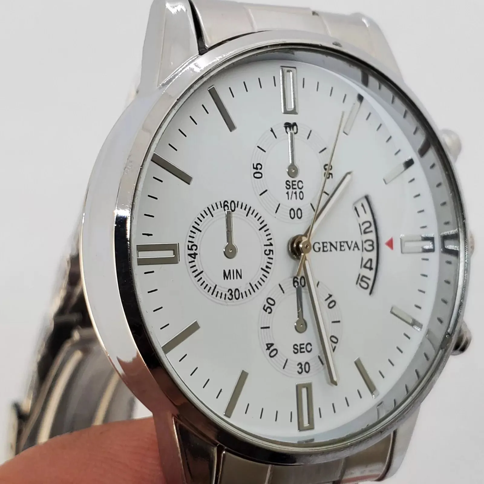 NEW Men's Watch 42MM White Dial Date Indicator Gray Bracelet Analog 7" Wrist