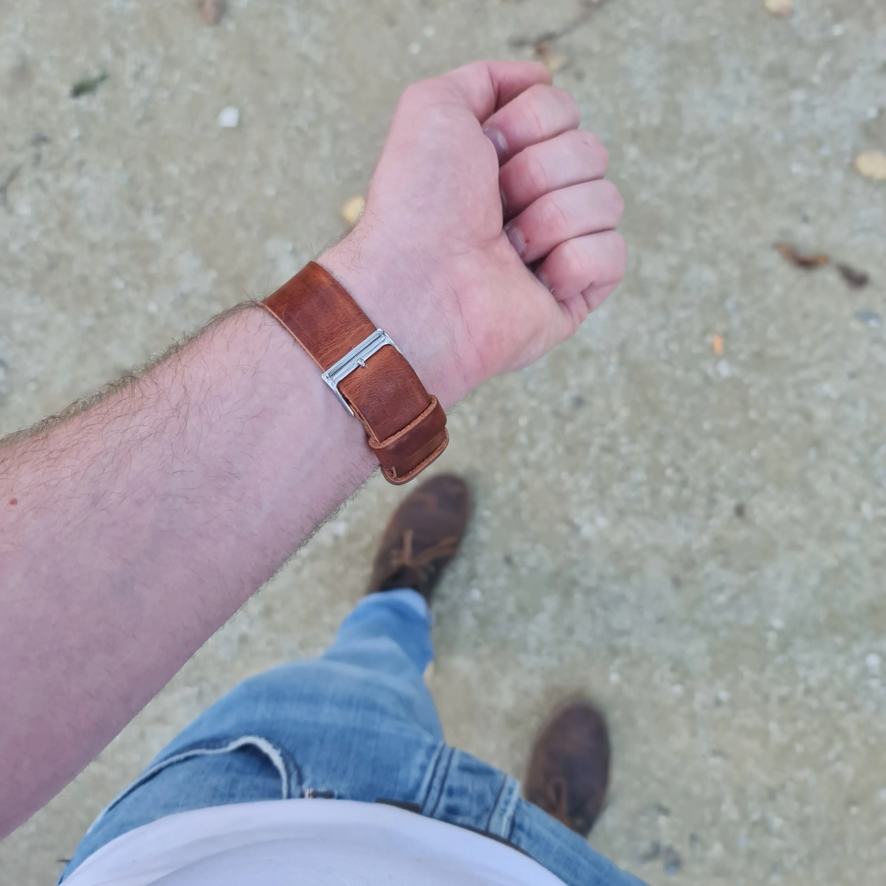 No. 99 Zulu Strap – Handmade One-Piece Watch Strap - Horween Leather
