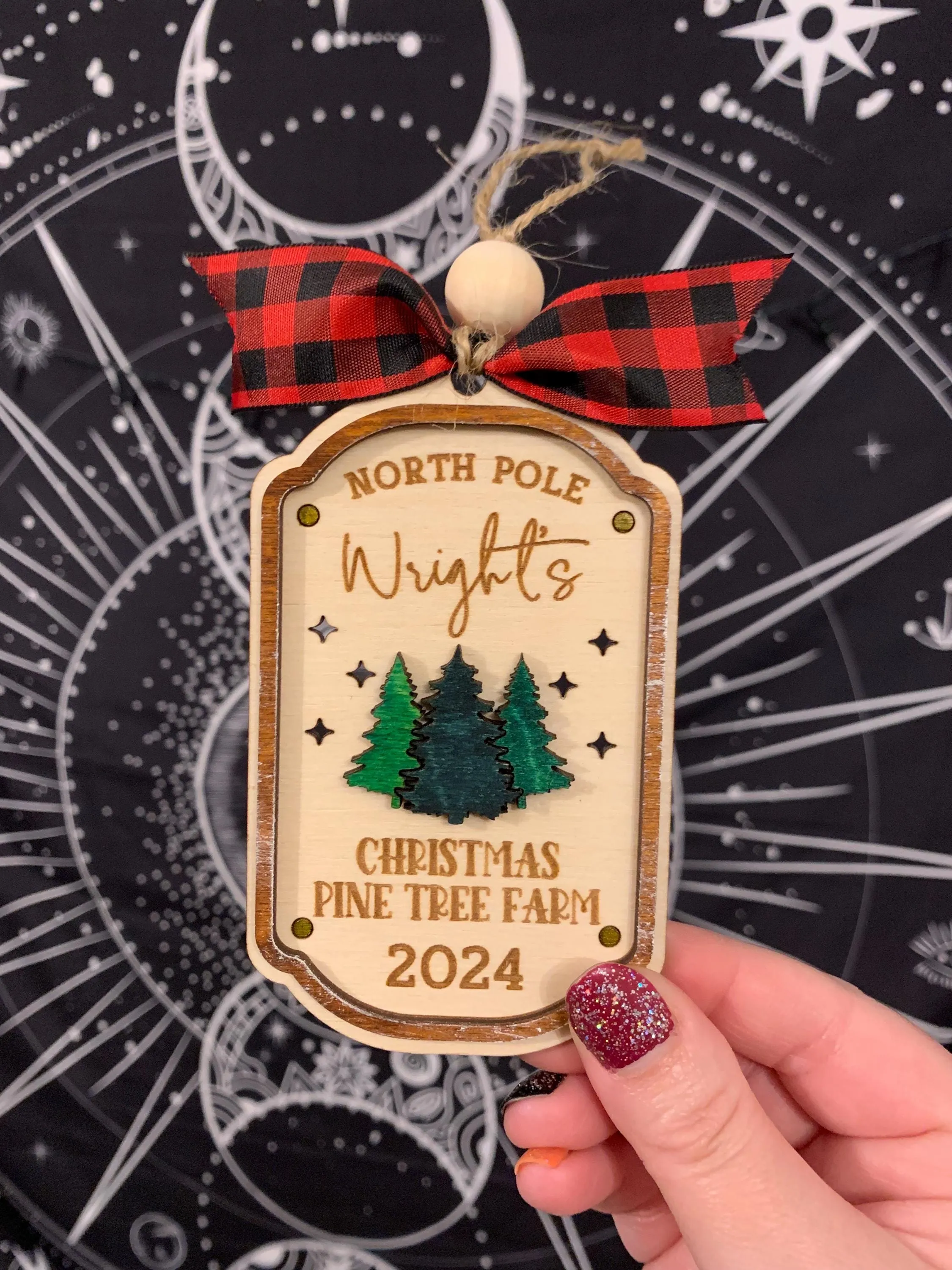 North Pole Christmas Pine Tree Farm Family Name Christmas Ornament - Personalizable Quick Cut File For Glowforge Lasers - Digital SVG File