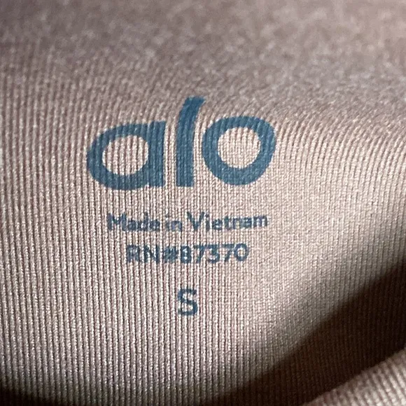 NWT ALO Airbrush high-waist 5” Biker Short *SOLDOUT ONLINE” #3 of 3