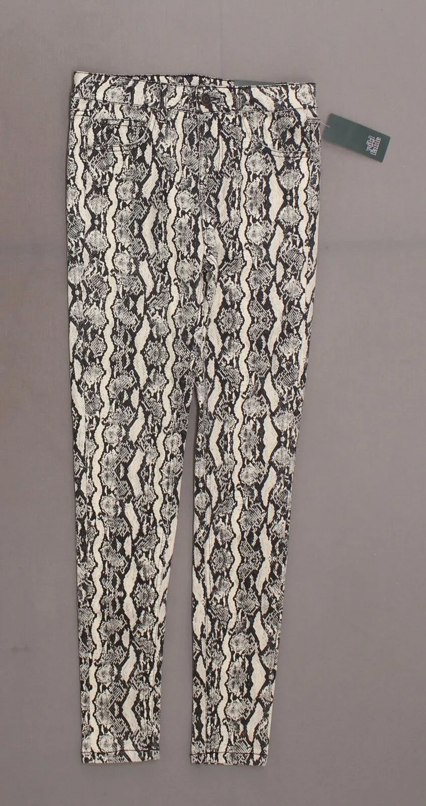 NWT Wild Fable Women's Animal Print High-Rise Skinny Jeans. 19WF PT107 00