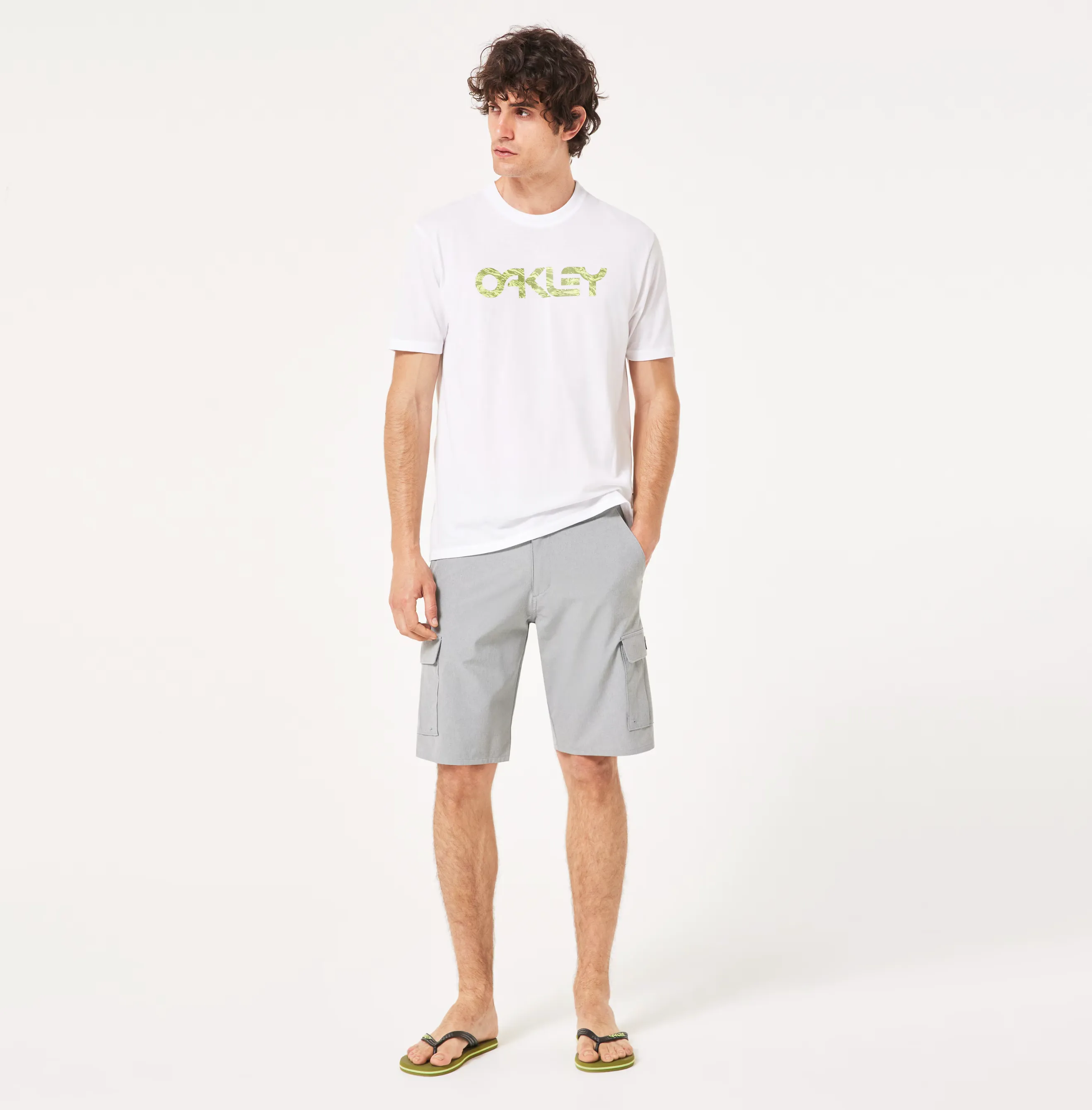Oakley B1B Cargo Hybrid Short - Cement
