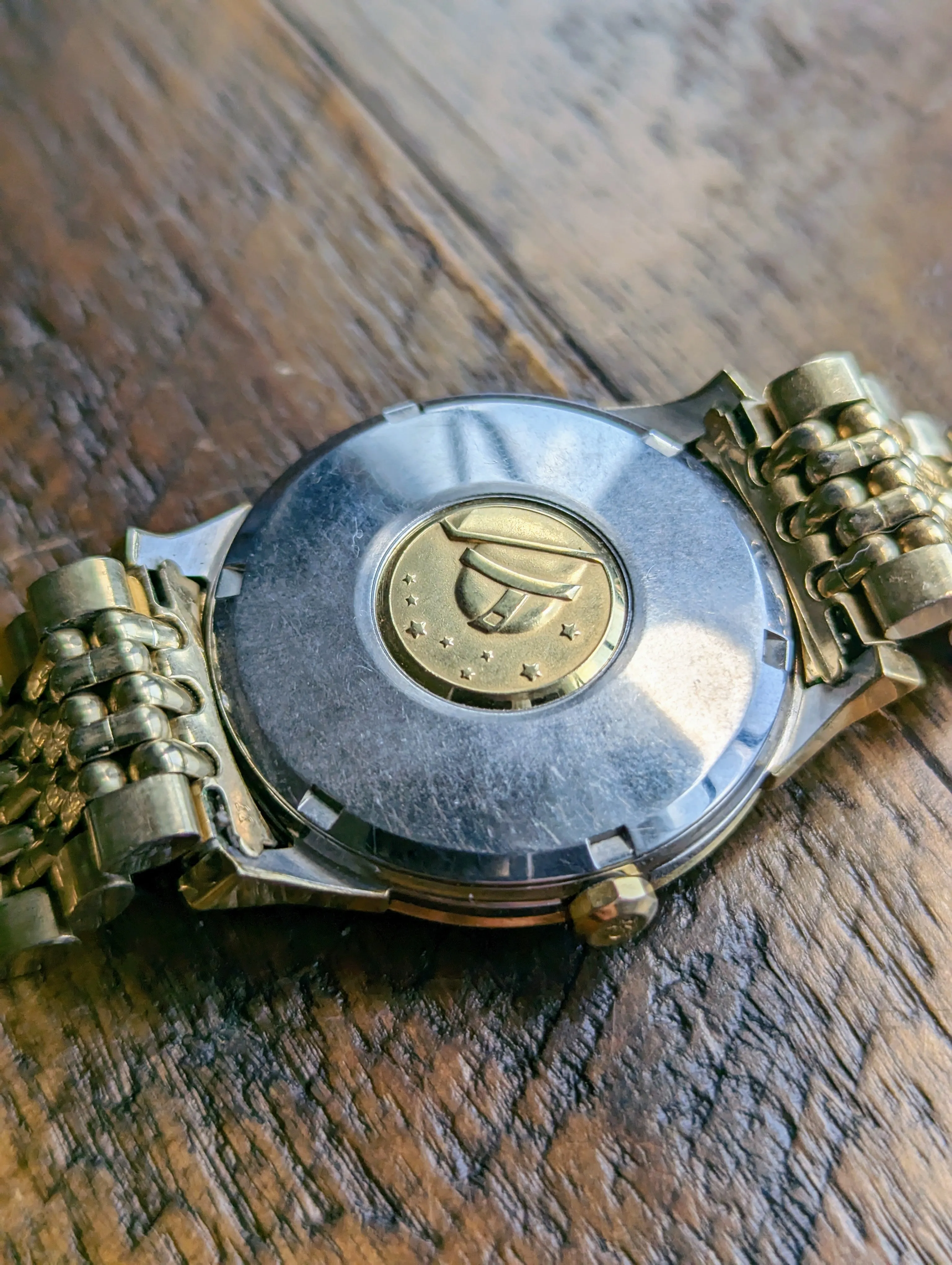 Omega Constellation 167.005 - Unpolished w/ original box, papers and bracelet.