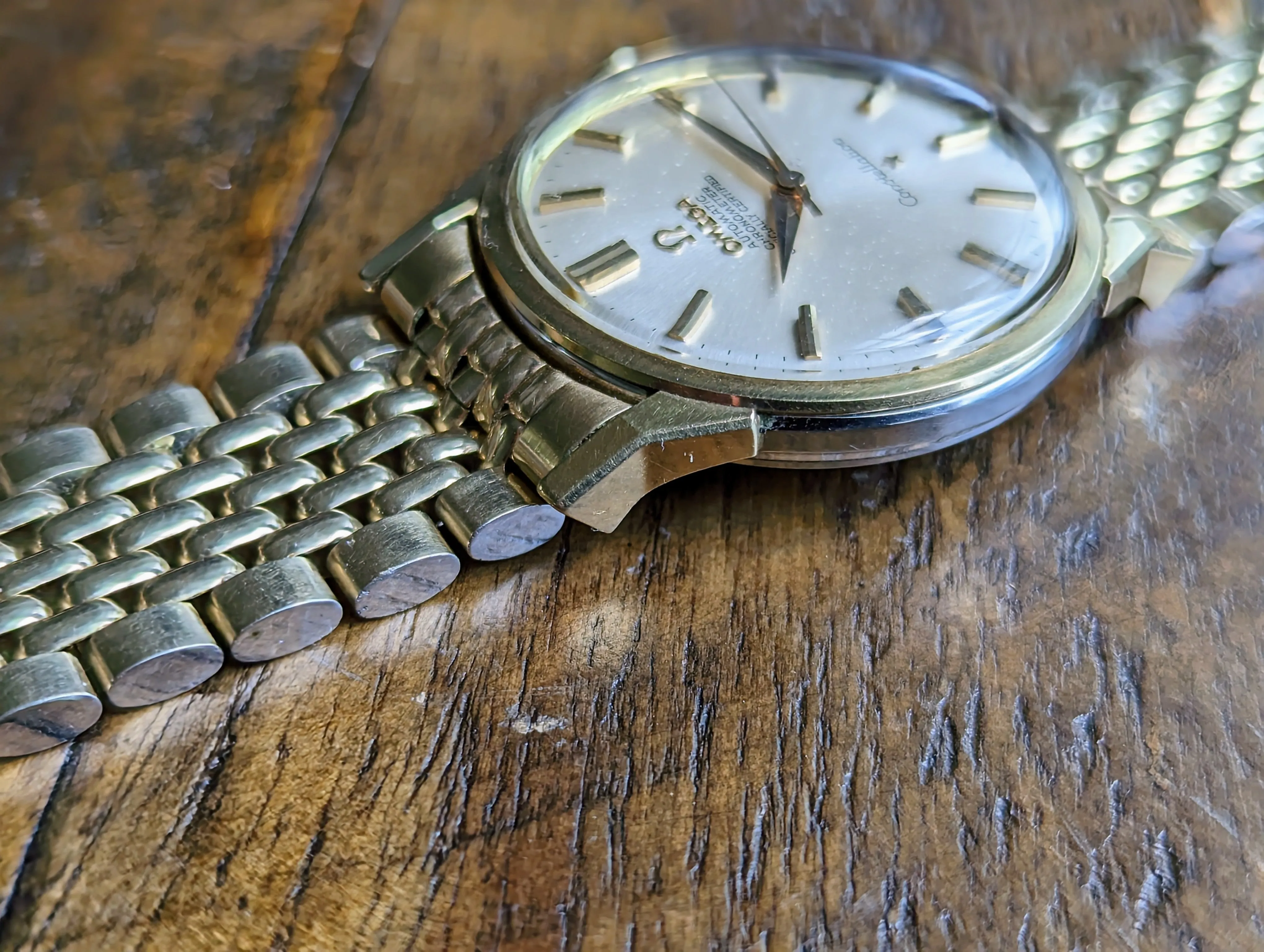 Omega Constellation 167.005 - Unpolished w/ original box, papers and bracelet.