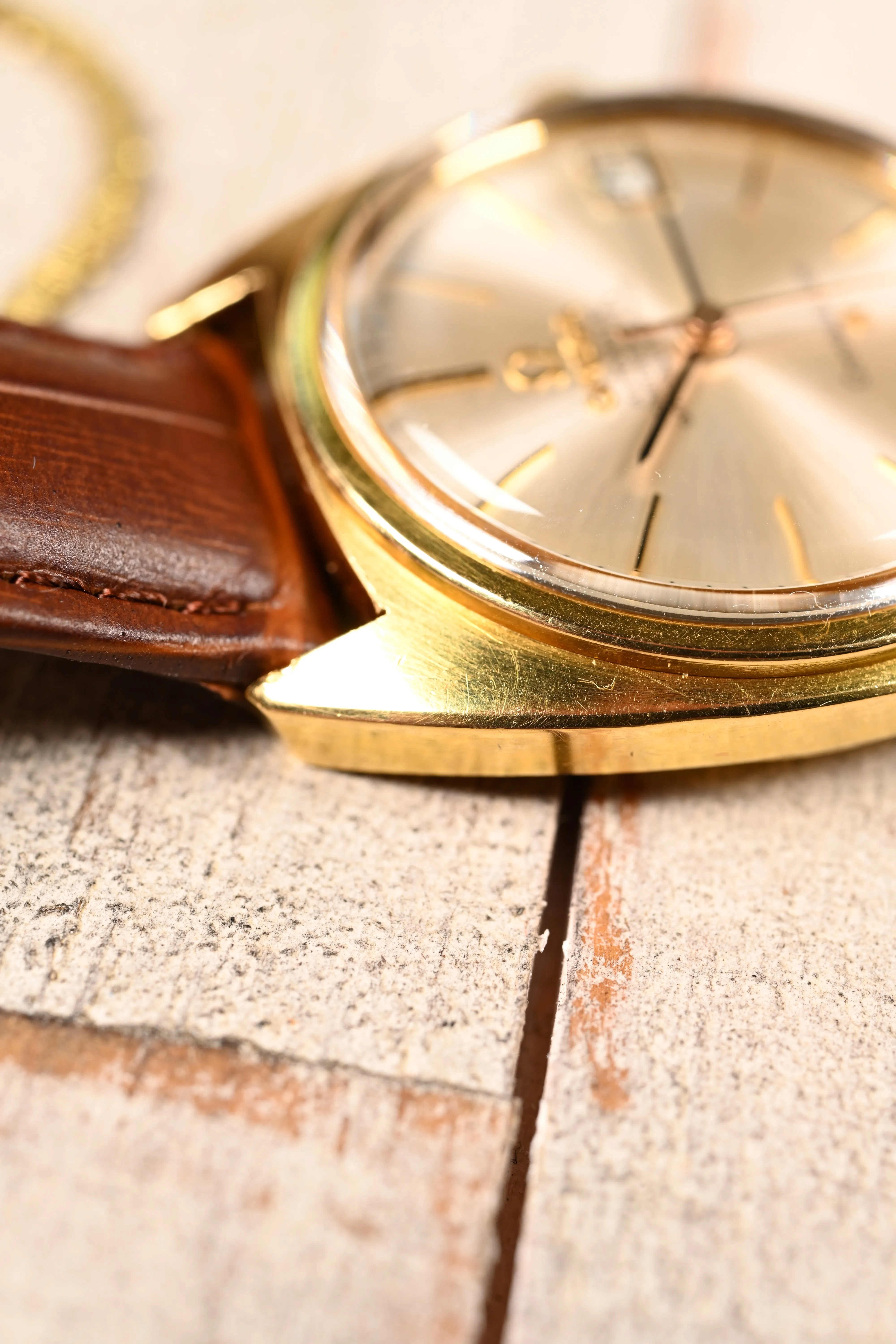 Omega Constellation 168.009 - 18kt yellow gold