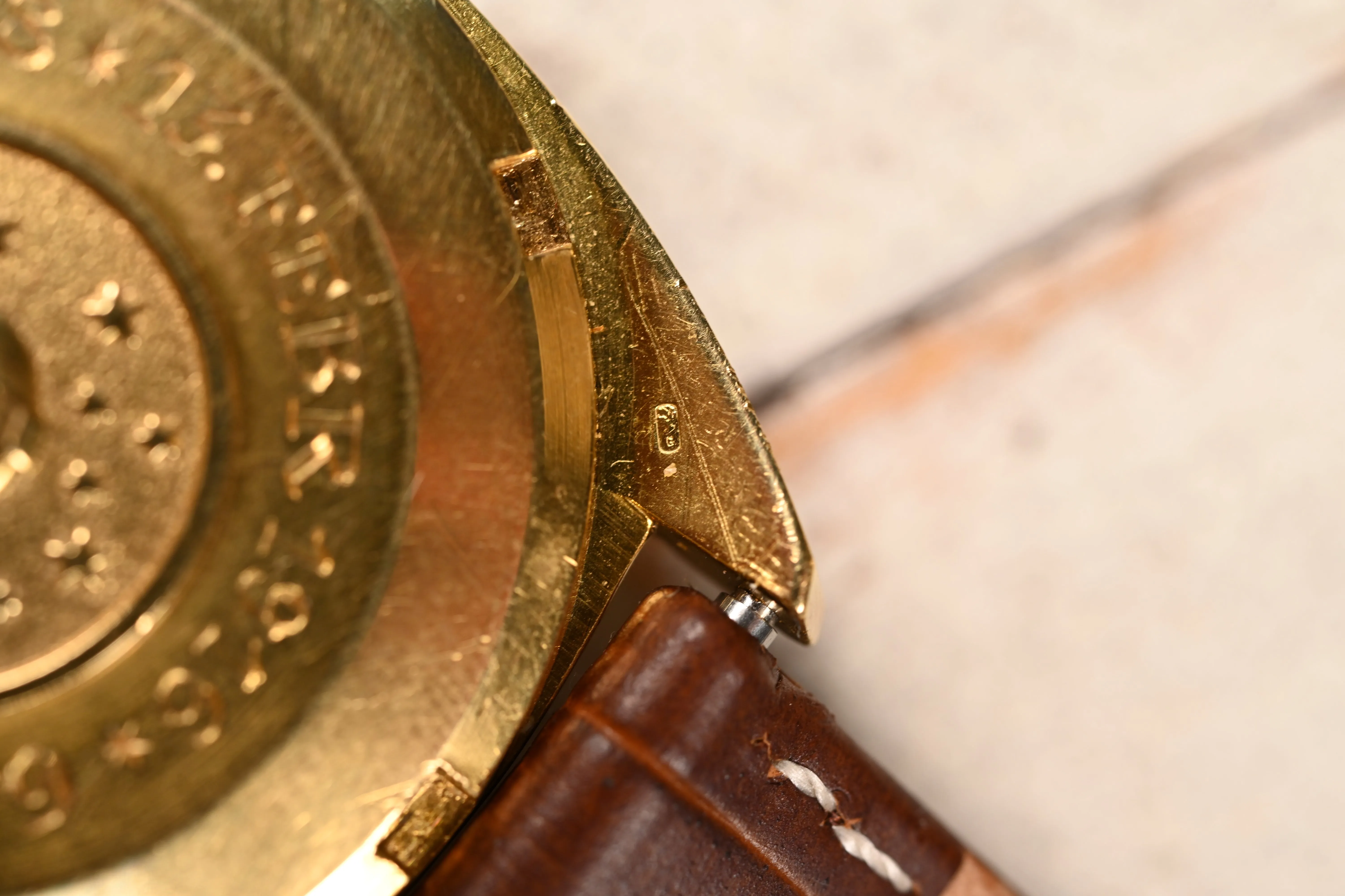Omega Constellation 168.009 - 18kt yellow gold