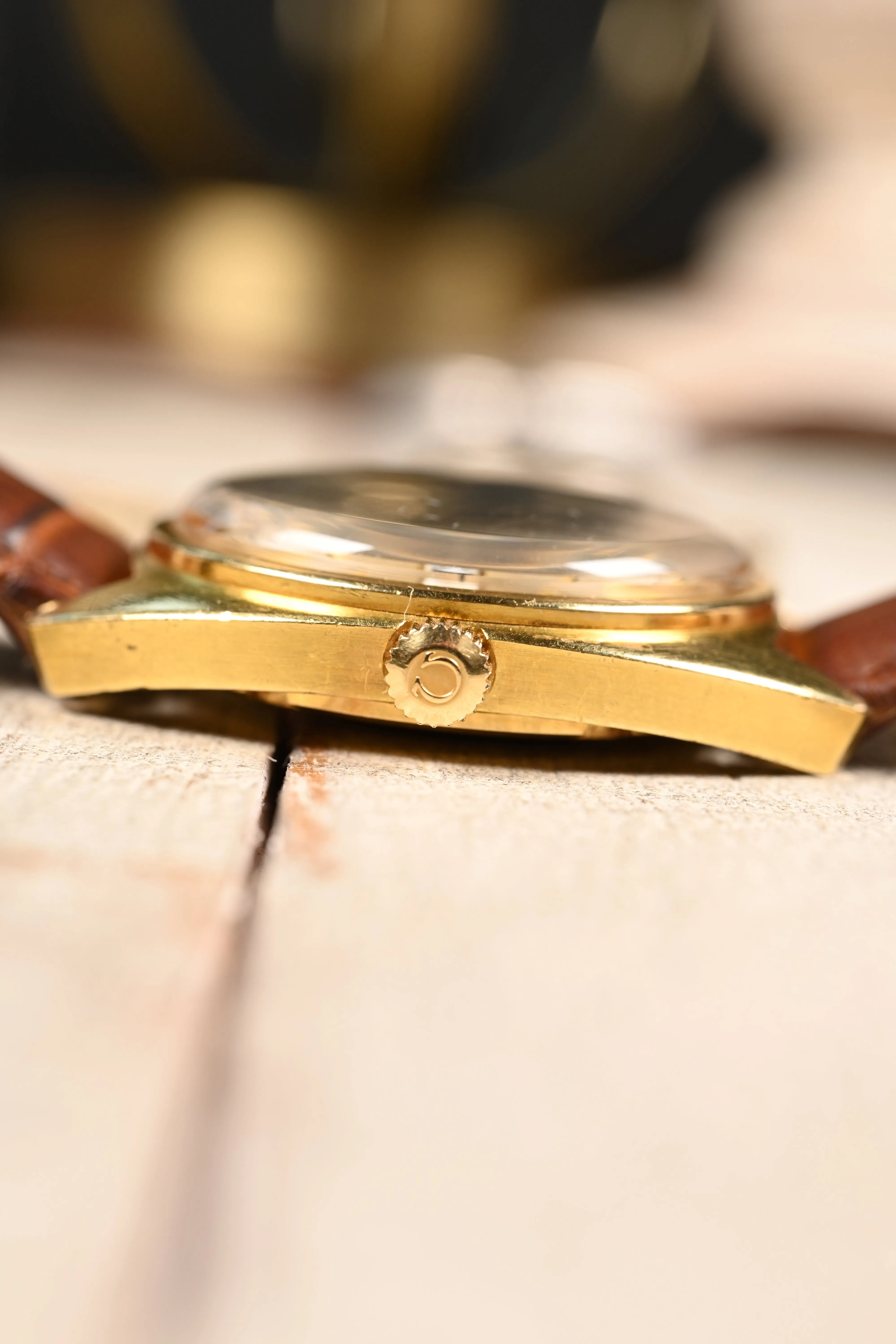 Omega Constellation 168.009 - 18kt yellow gold