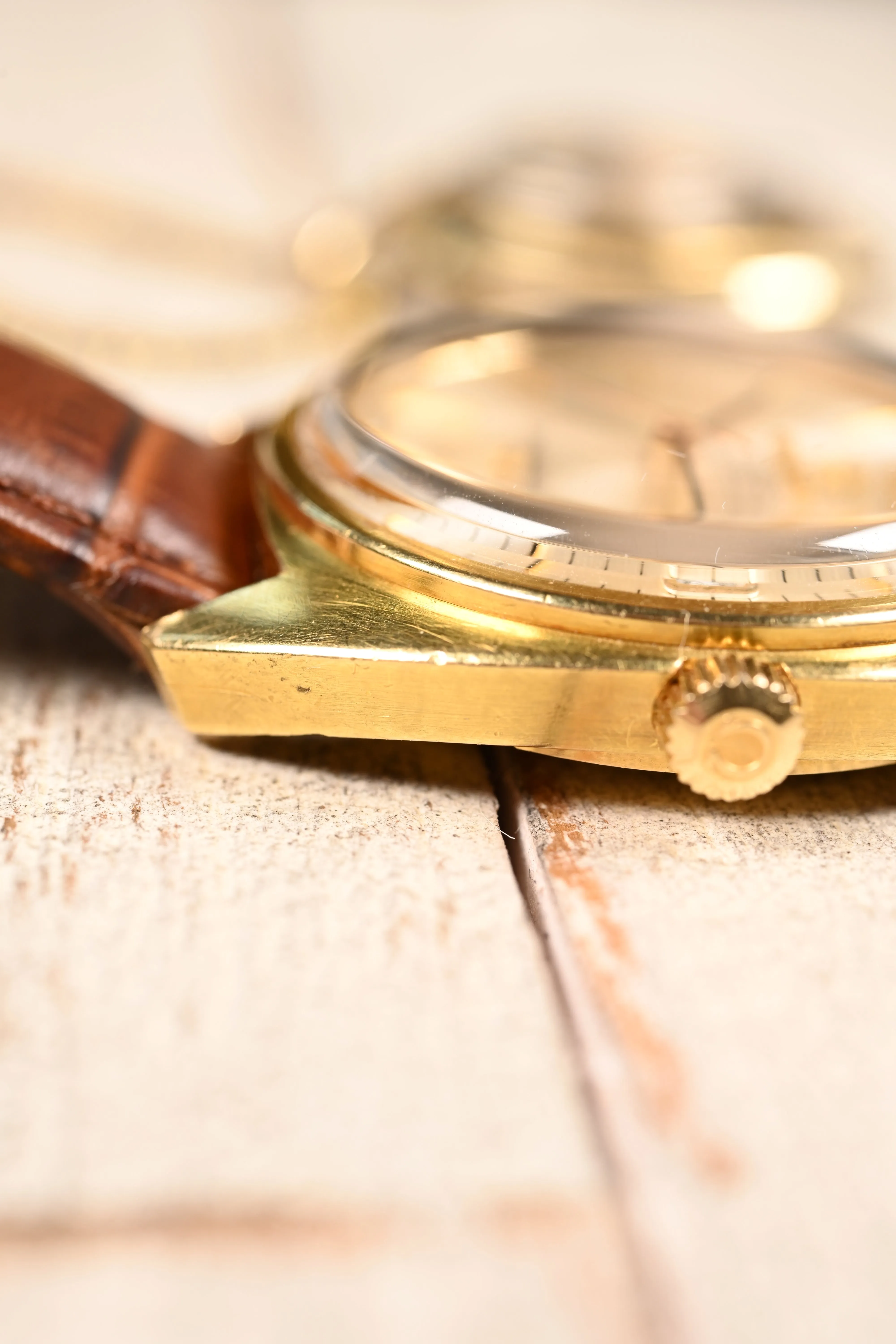 Omega Constellation 168.009 - 18kt yellow gold
