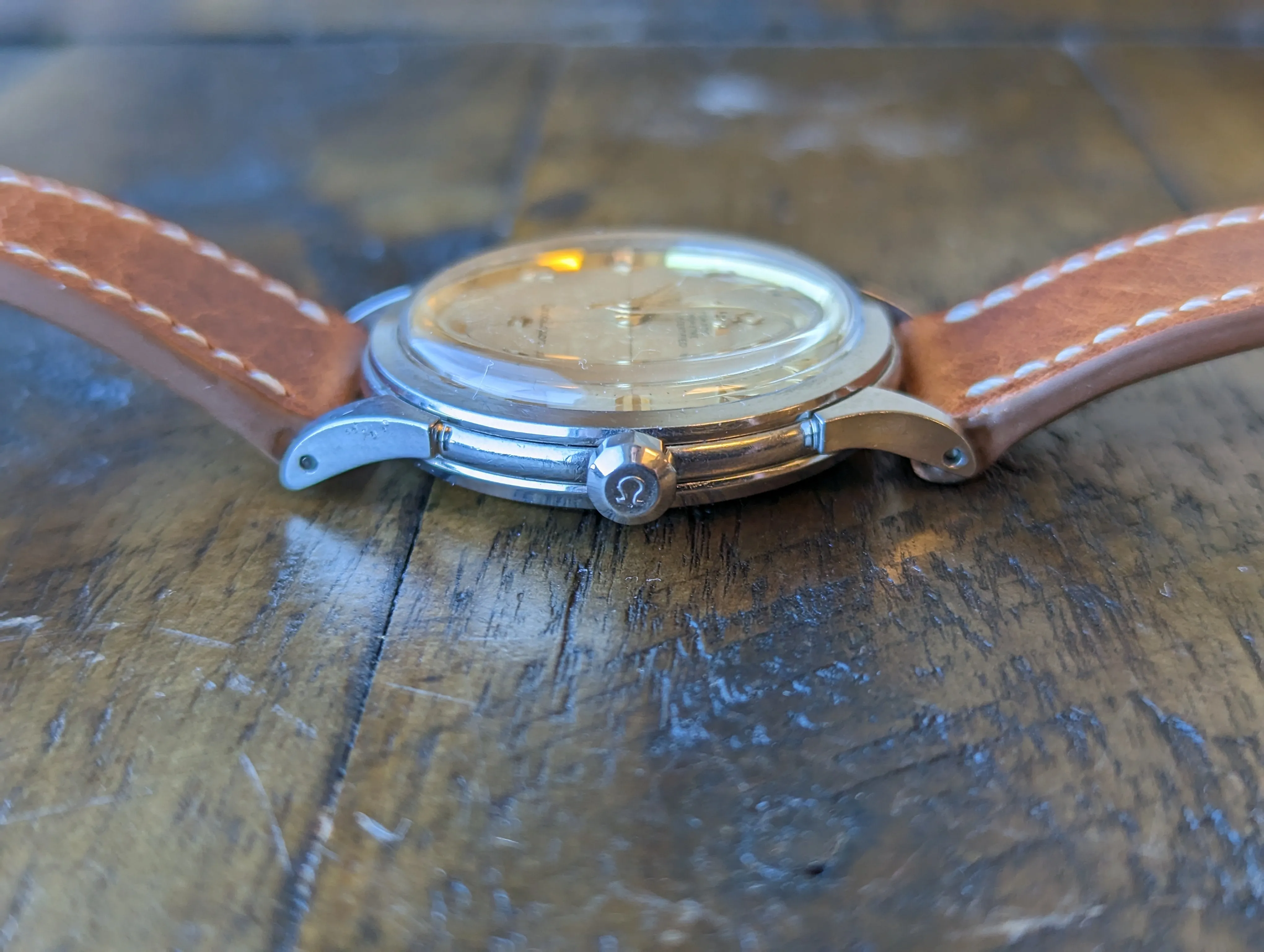 Omega Constellation 2782 w/ original box, papers and strap. Military provenance.
