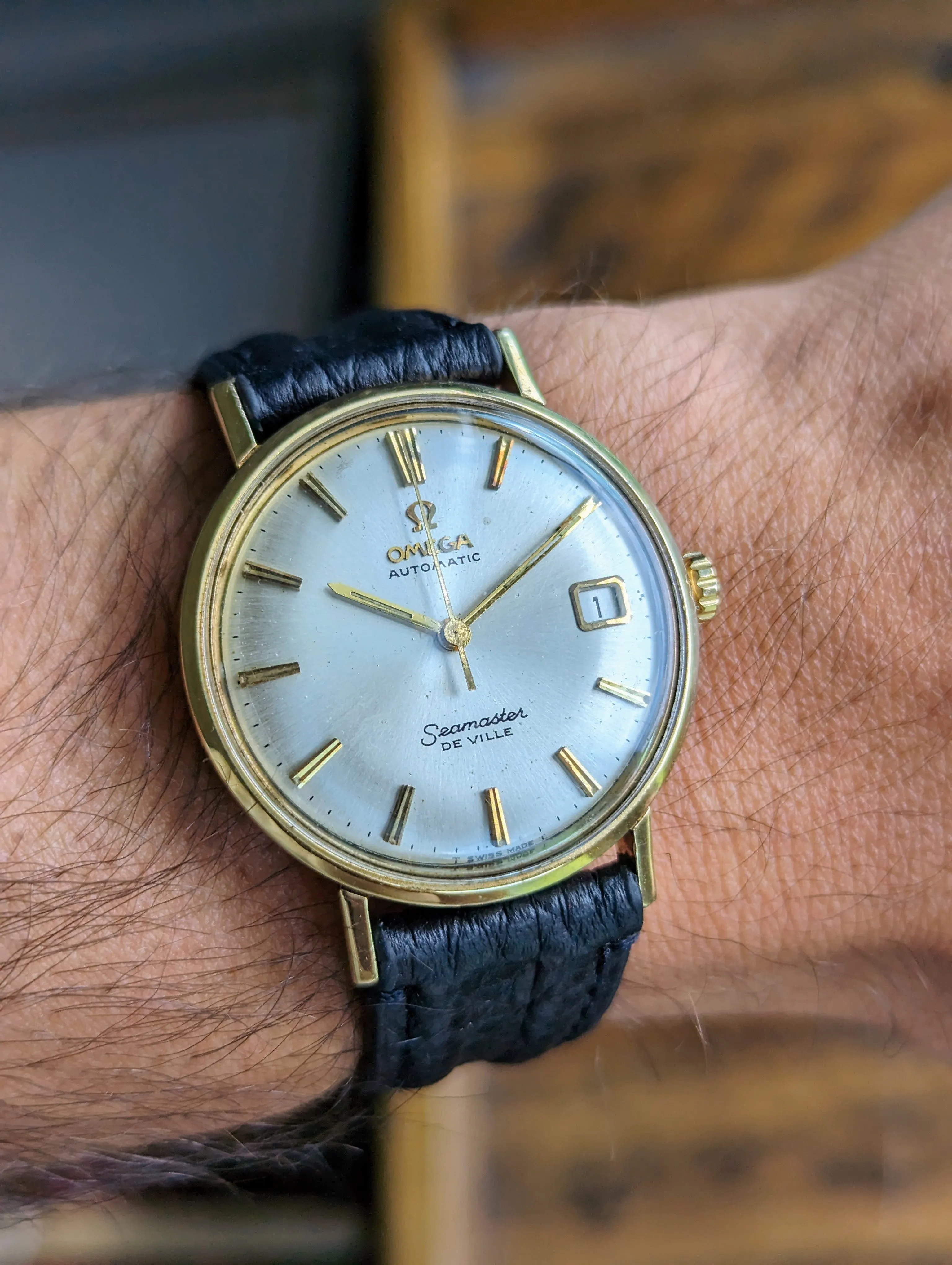 Omega Seamaster Deville - 14kt Gold w/ original buckle.