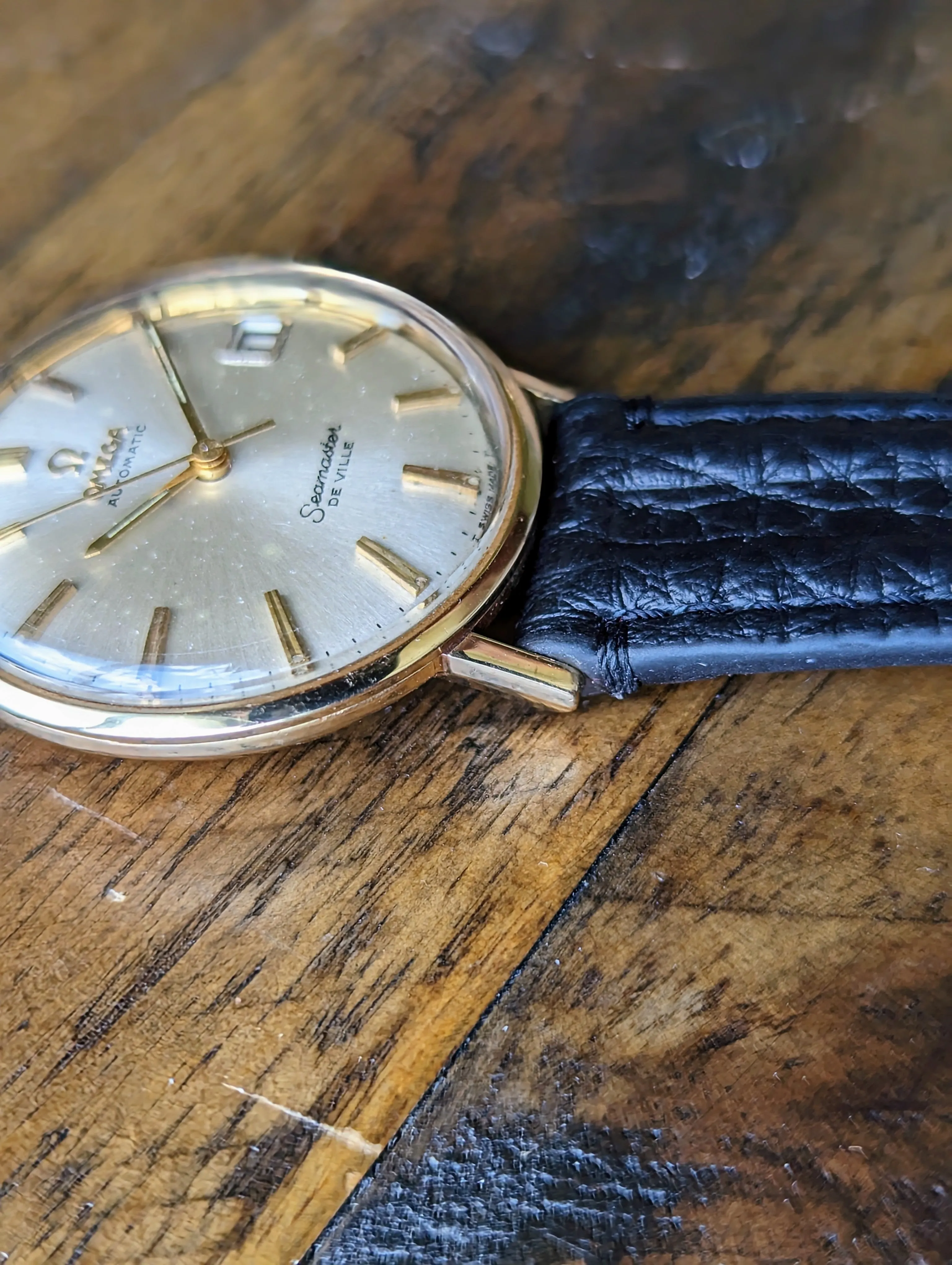 Omega Seamaster Deville - 14kt Gold w/ original buckle.