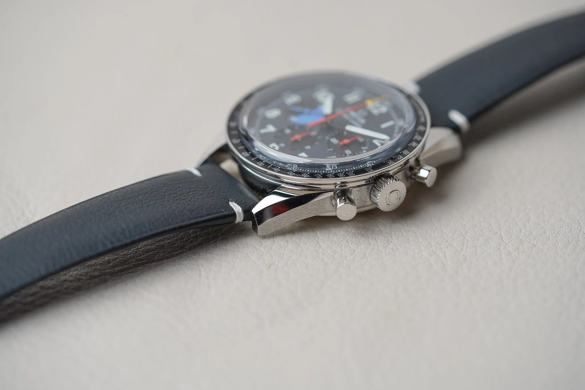 Omega Speedmaster 10th Anniversary Hodinkee 311.32.40.30.06.001