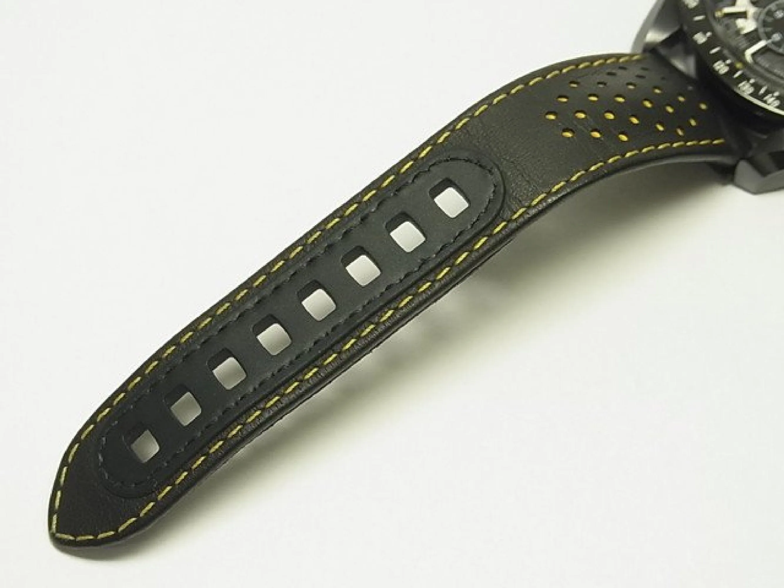 OMEGA Speedmaster dark side of the moon watch Apollo 8 44.25 MM 311.92.44.30.01.001 Mens 179190033