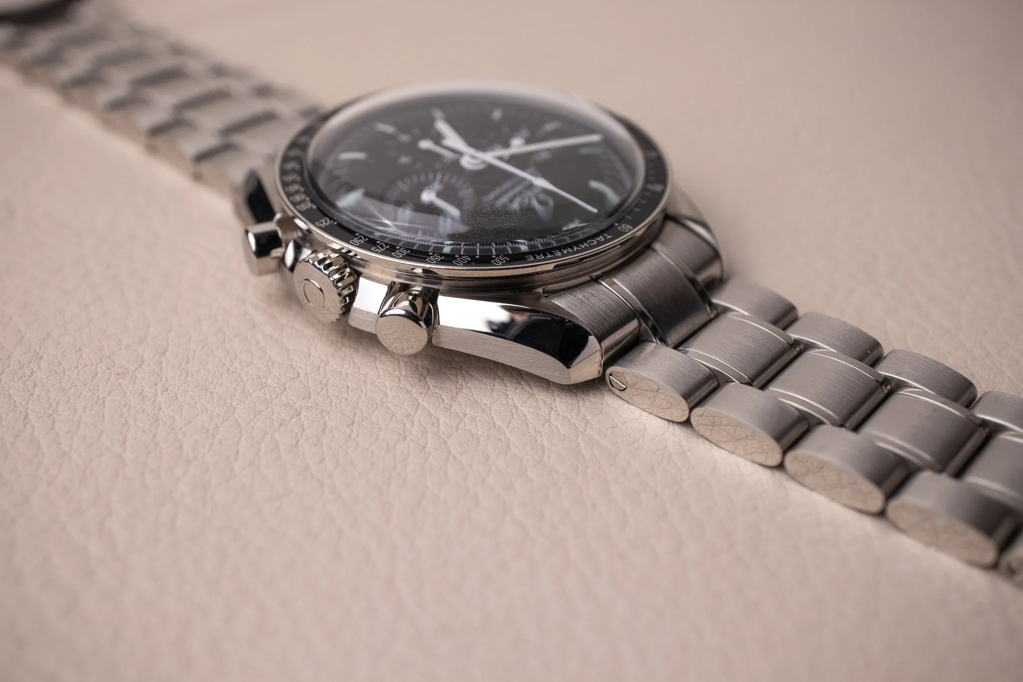 Omega Speedmaster Hesalite 311.30.42.30.01.005