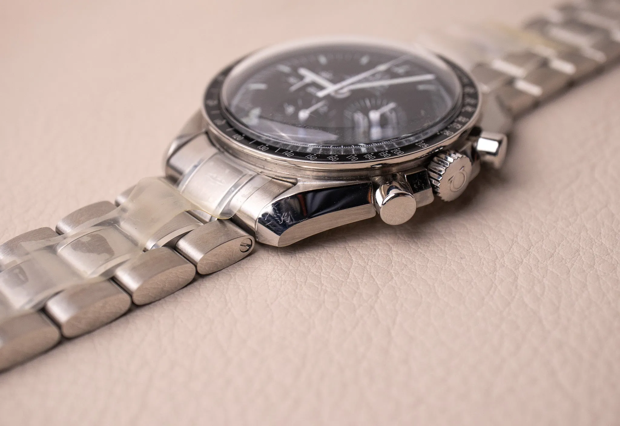 Omega Speedmaster Hesalite 311.30.42.30.01.005