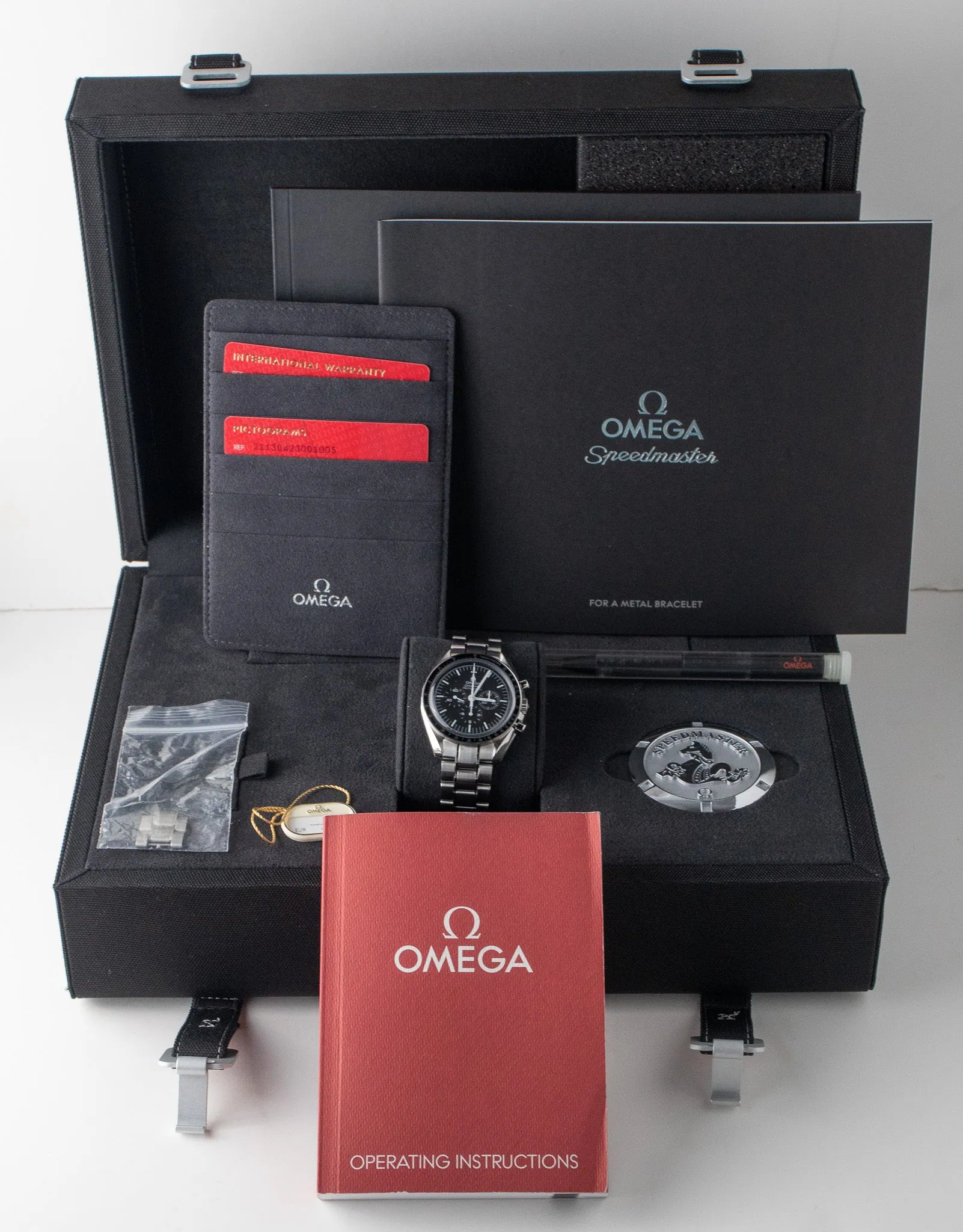 Omega Speedmaster Hesalite 311.30.42.30.01.005