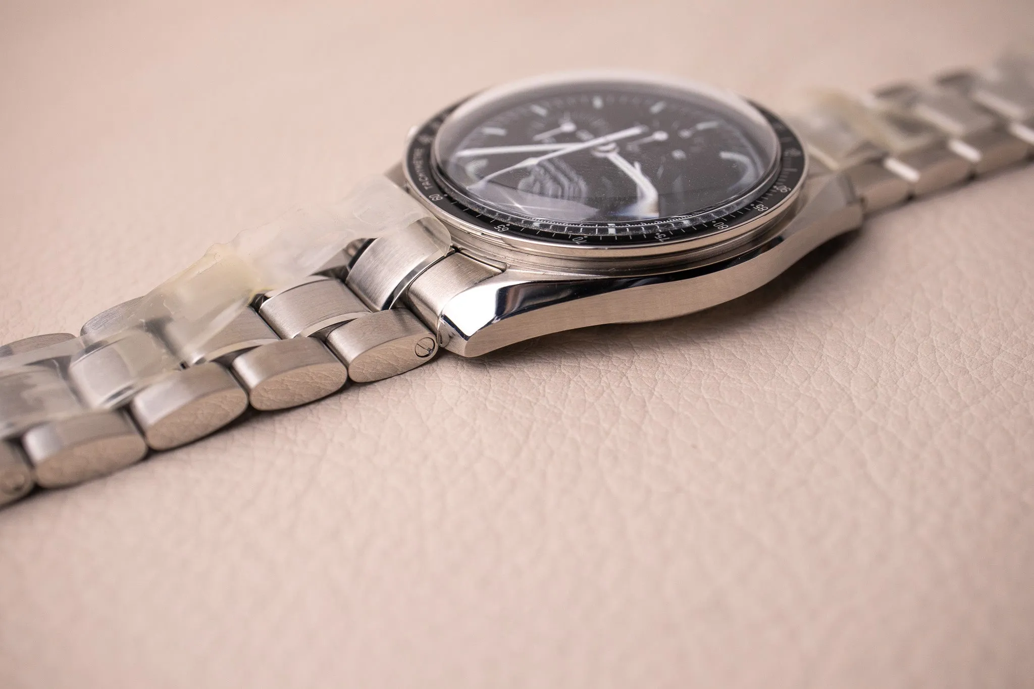 Omega Speedmaster Hesalite 311.30.42.30.01.005