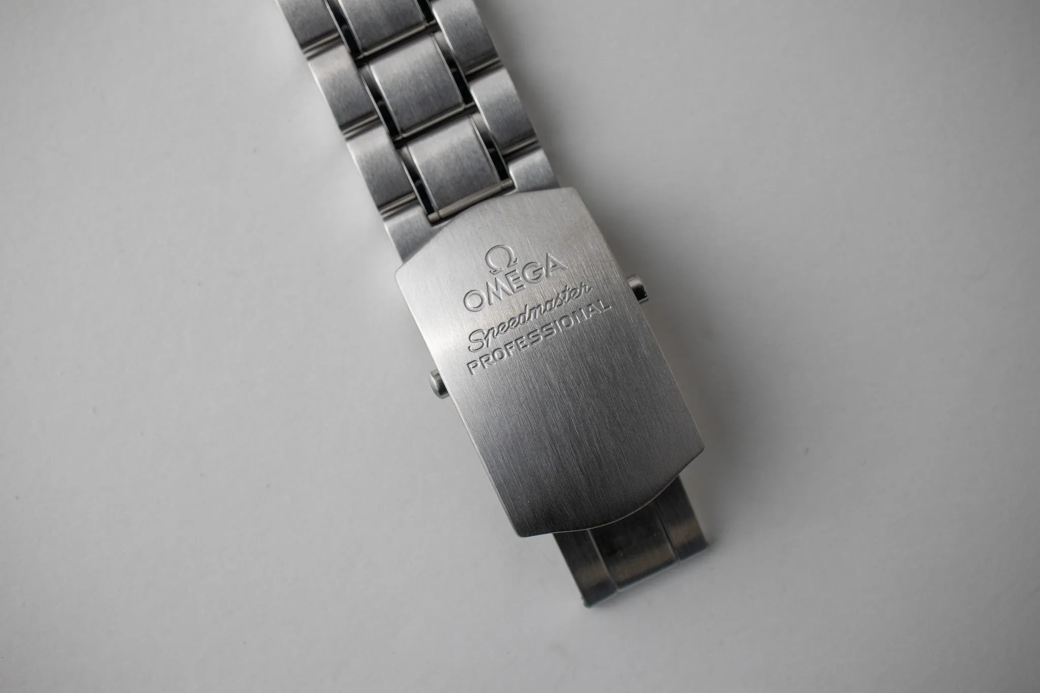 Omega Speedmaster Hesalite 311.30.42.30.01.005
