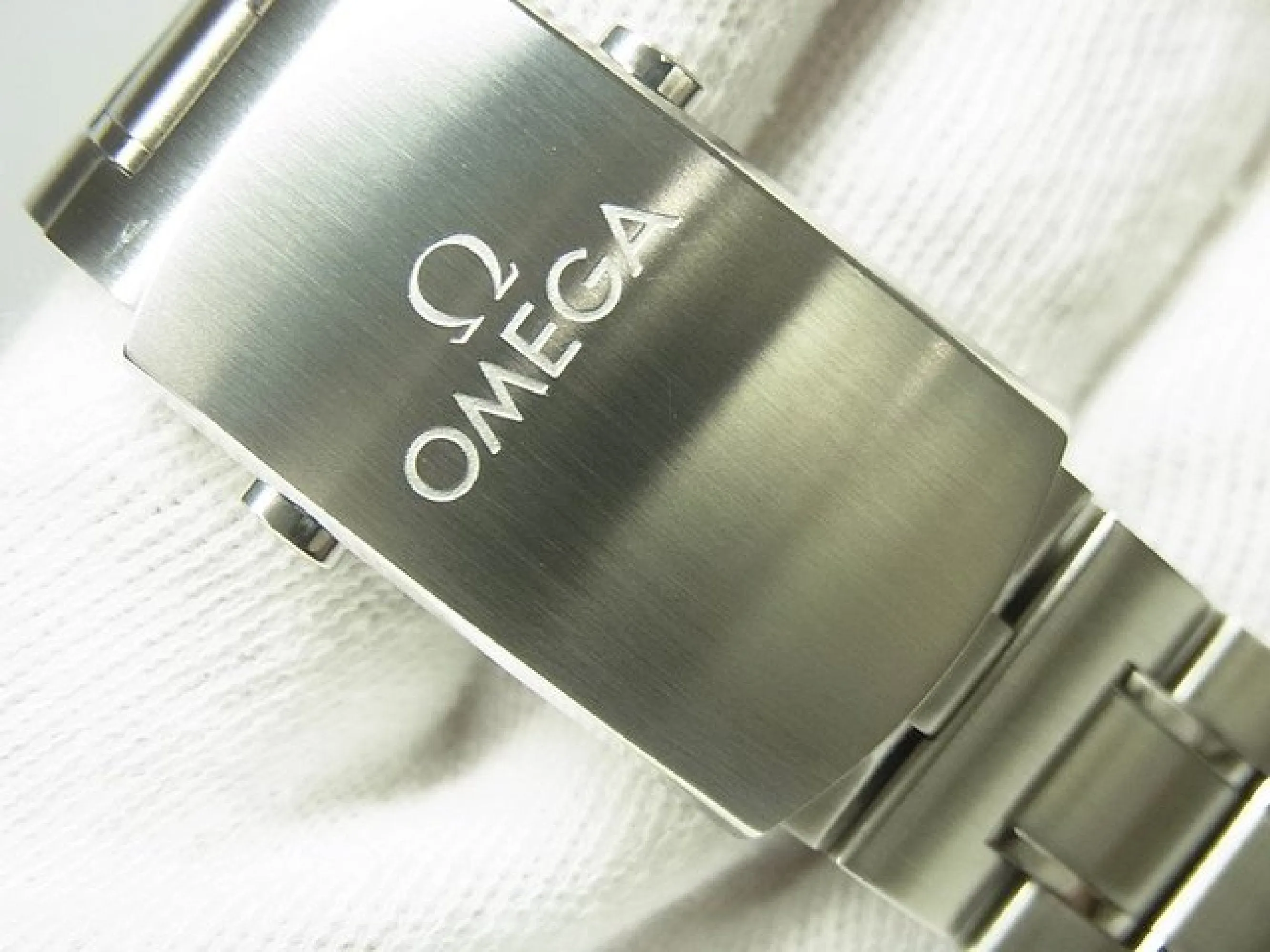 OMEGA Speedmaster moon watch Apollo 1745 Anniversary 1972 Lot Limited Mens 178990116