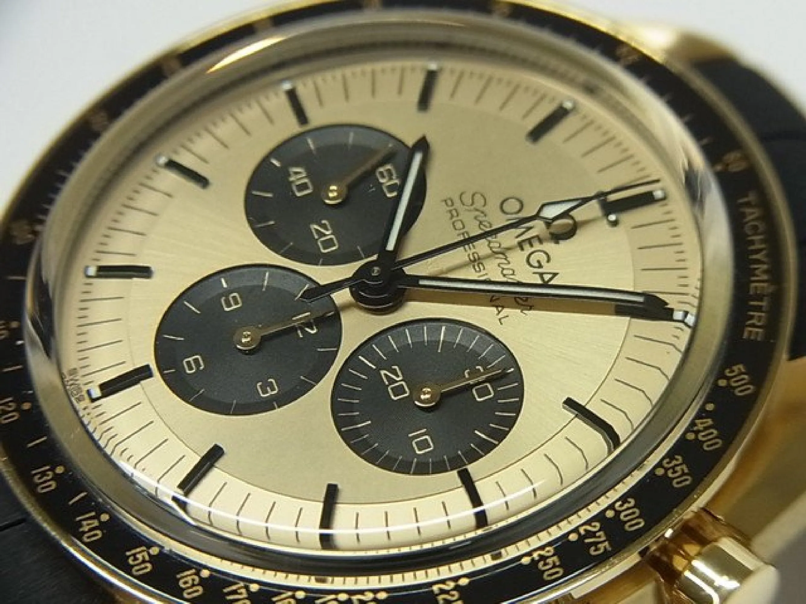 OMEGA Speedmaster moon watch Pro moon Shine™ gold 42 MM Mens 179081720