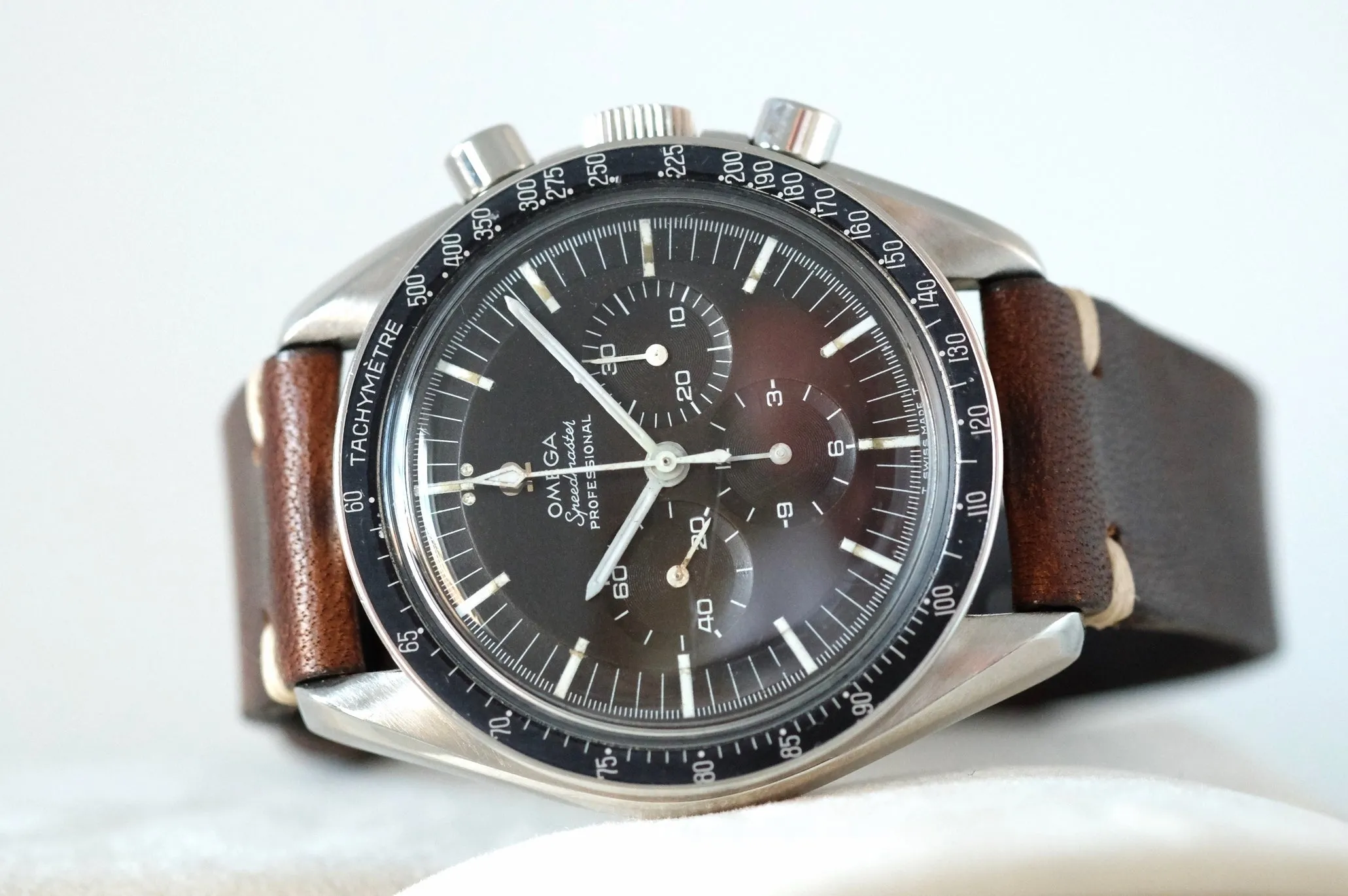 Omega Speedmaster "Chocolate" 145.012