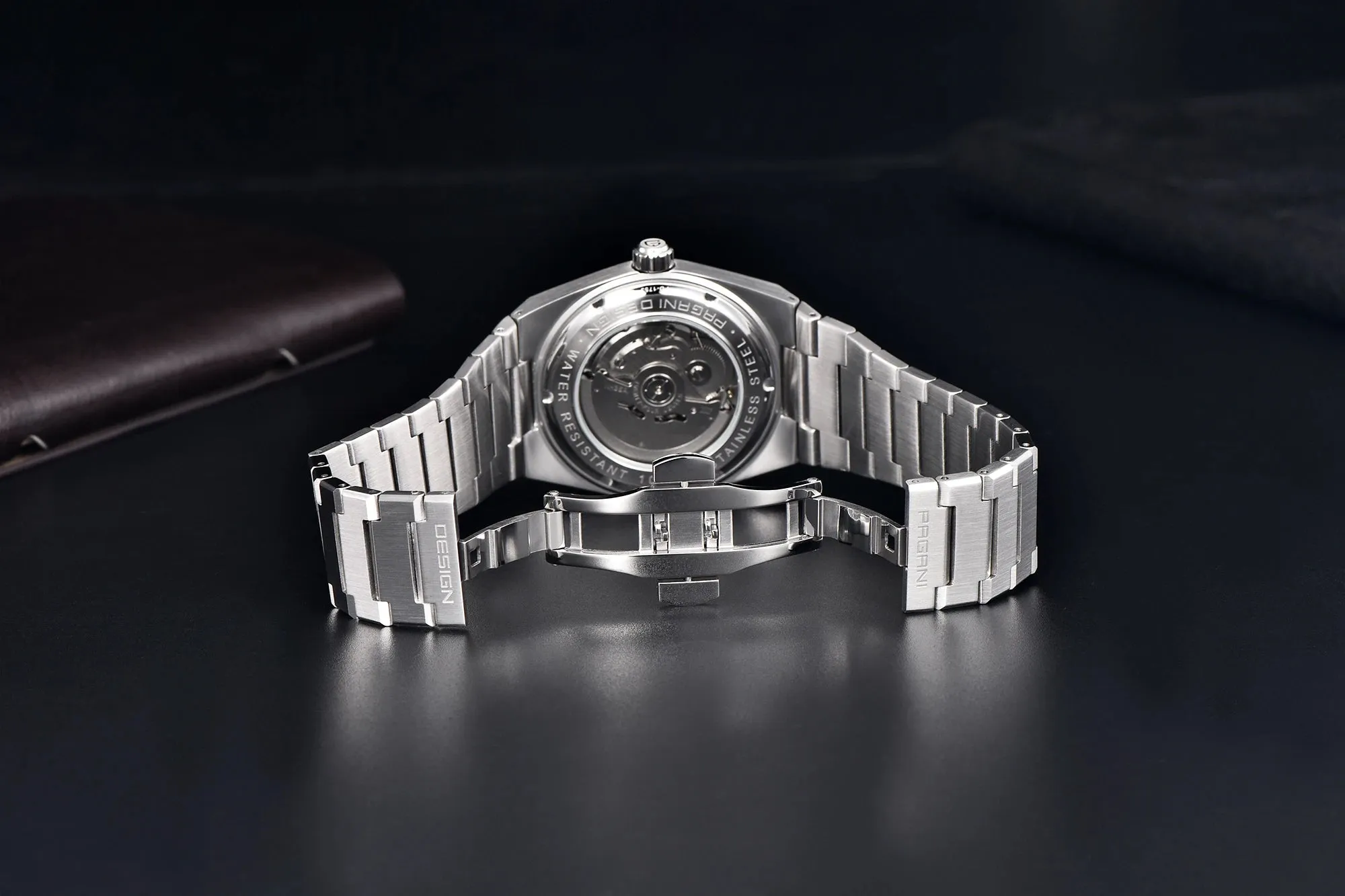 Pagani.11.watch