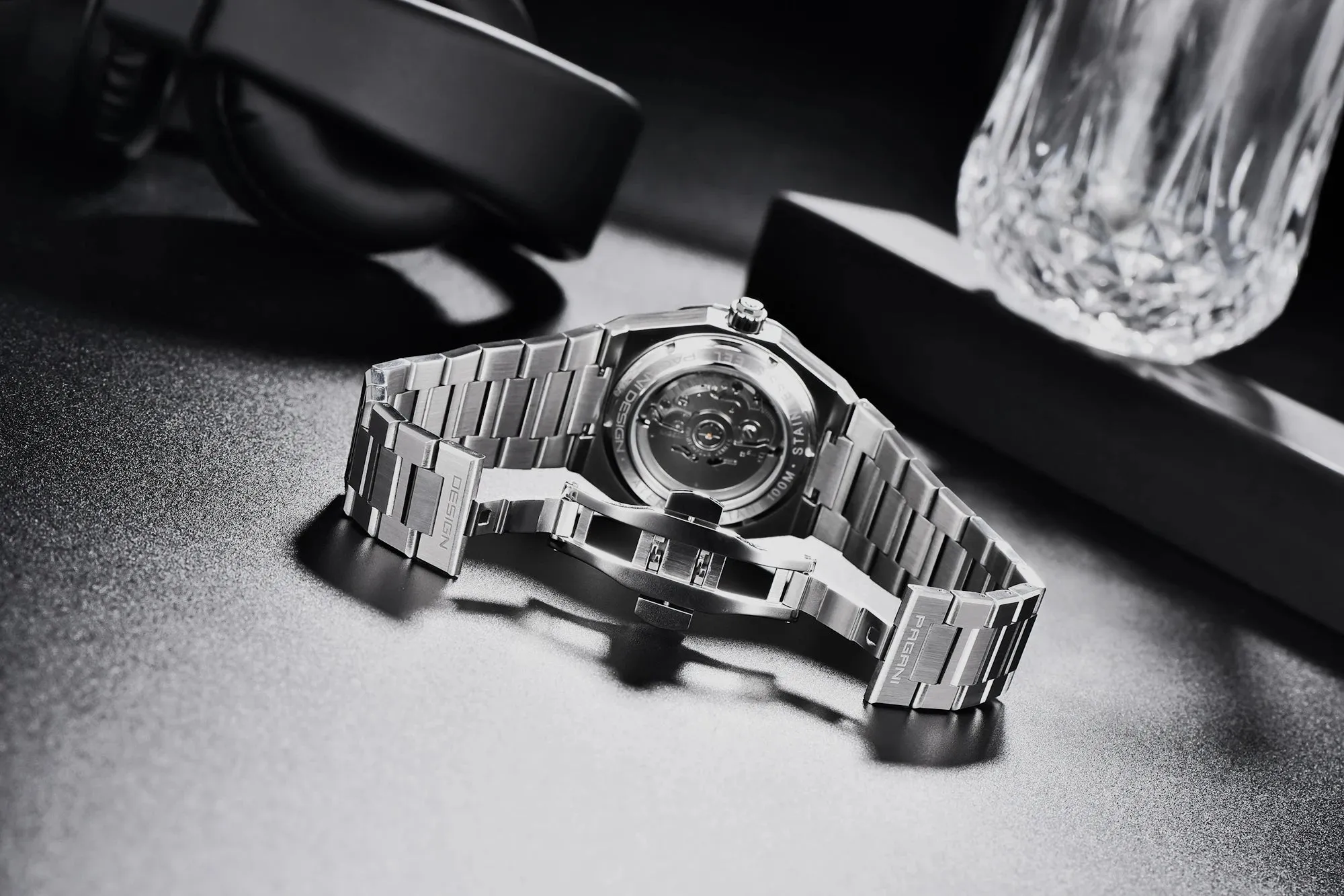 Pagani.16.watch
