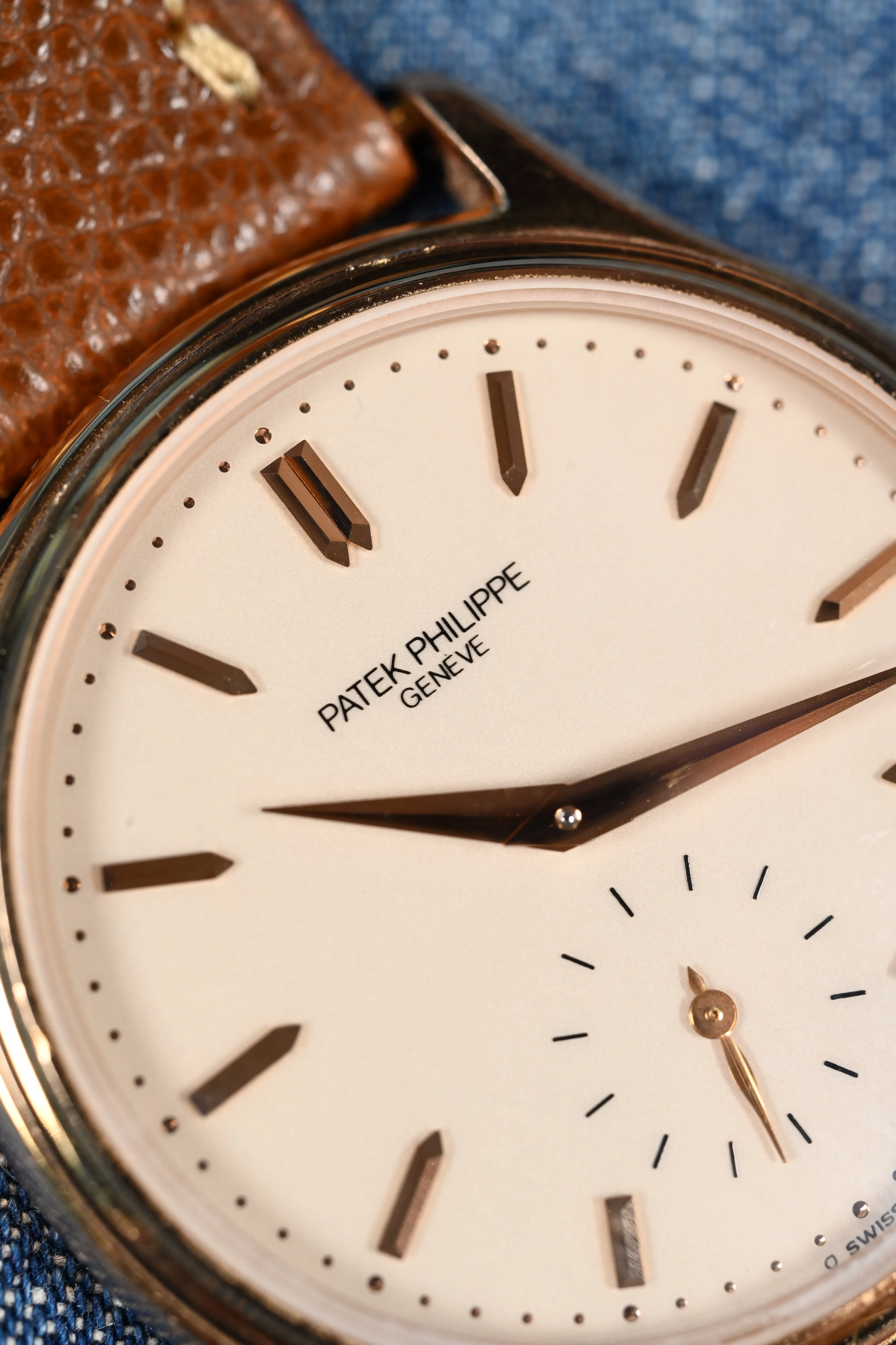 Patek Philippe 3923r - Ivory Dial w/ Box & Hangtag