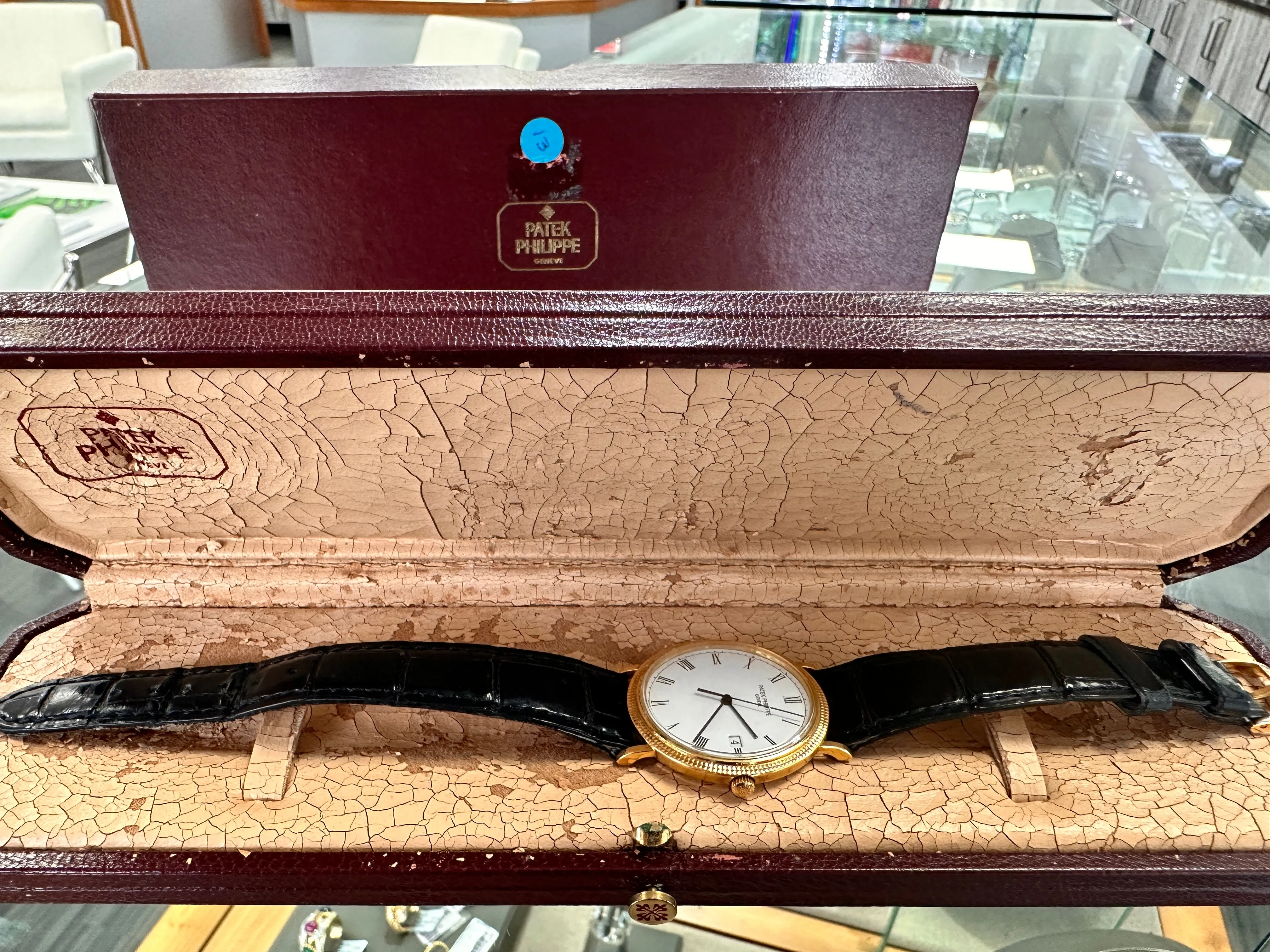 Patek Philippe Calatrava 3944J 18k Yellow Gold Vintage Mint Condition PreOwned