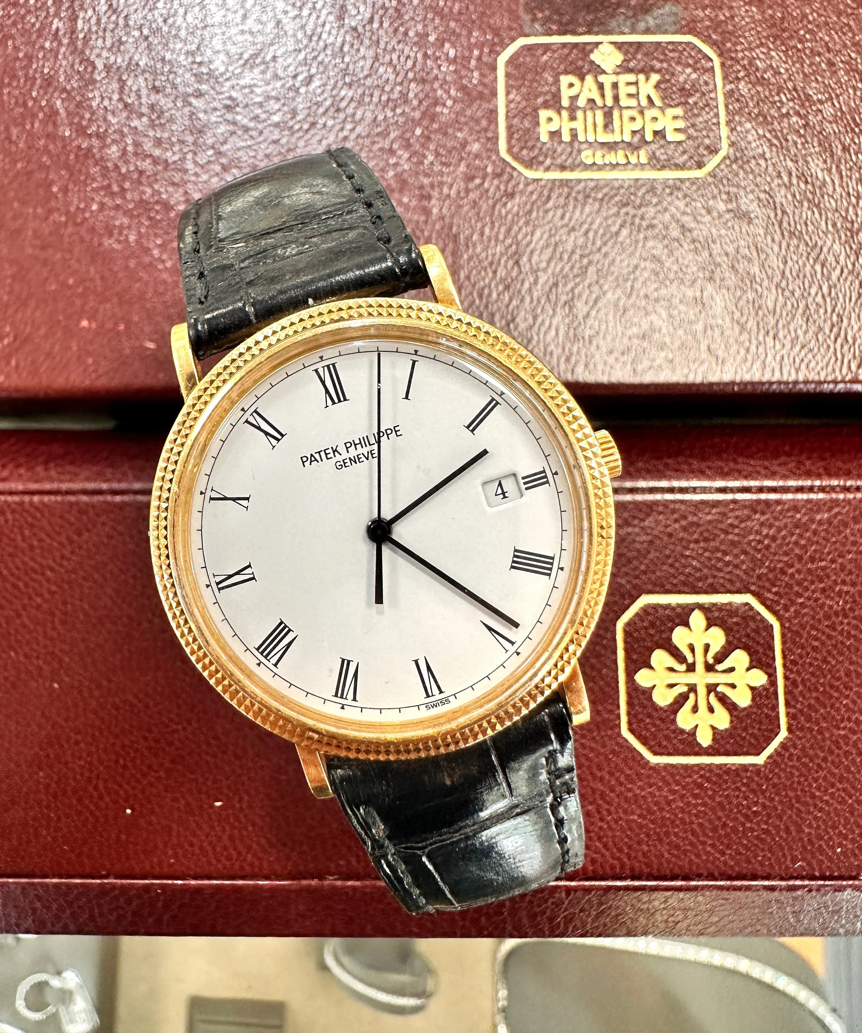 Patek Philippe Calatrava 3944J 18k Yellow Gold Vintage Mint Condition PreOwned