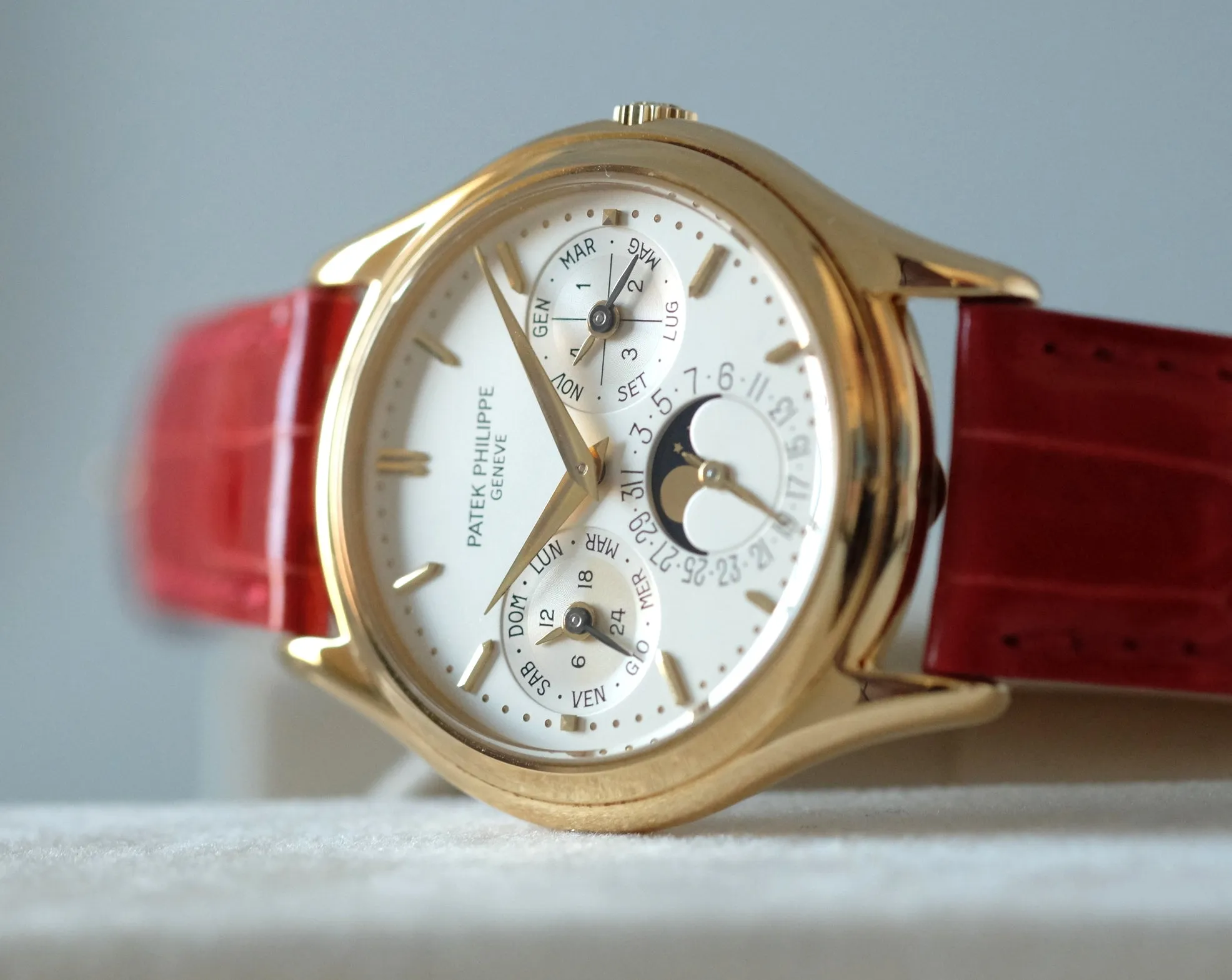 Patek Philippe Perpetual Calendar Ref. 3940 Yellow Gold