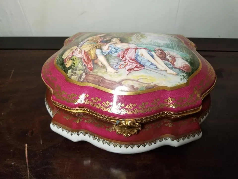 Penicaud Lovers Jewelry Box Limited Edition